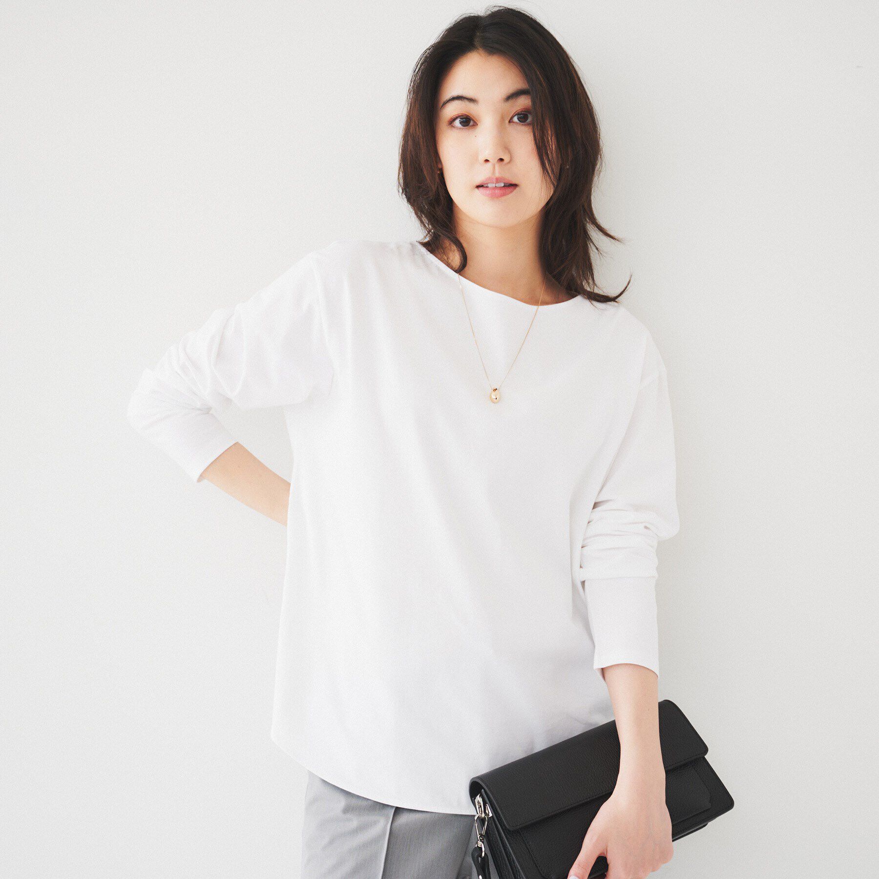 UNTITLED「【着回し/首元スッキリ】ボートネック天竺プルオーバー」|Tシャツ・カットソー|ホワイト(001)