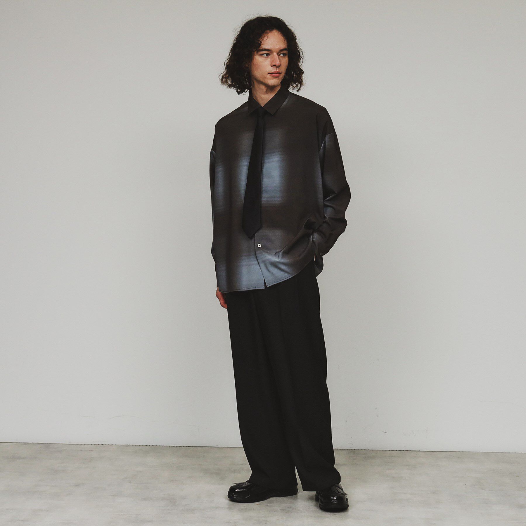 tk.TAKEO KIKUCHI「ワイドテーパードタックパンツ」|その他|