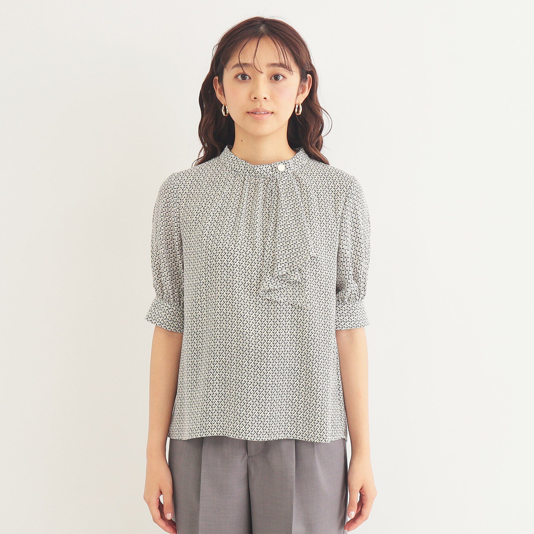 index「アシメボウタイブラウス【洗濯機洗い可/イージーアイロン】」|シャツ・ブラウス|