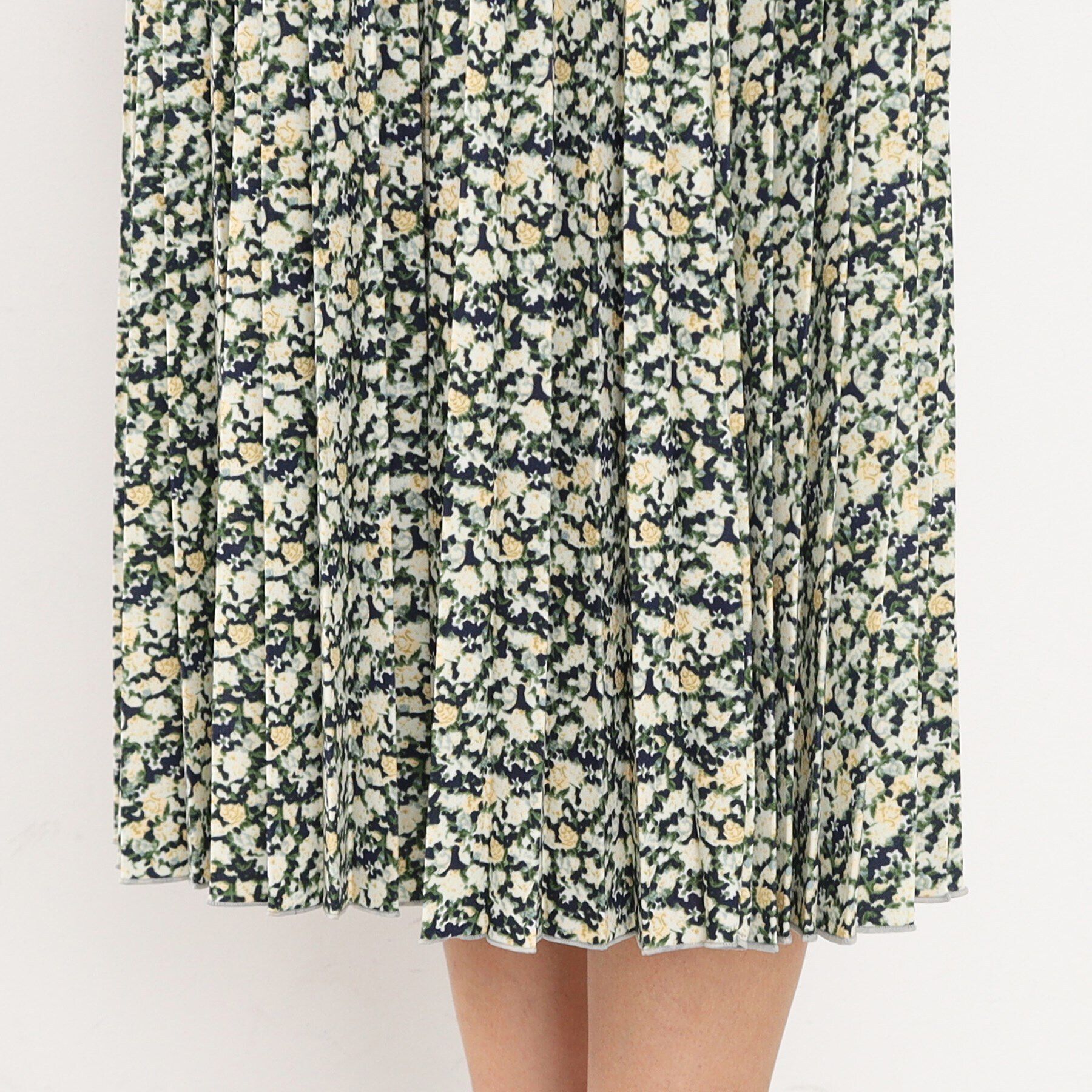 index「ミニフラワープリーツワンピース【洗濯機洗い可】」|ワンピース|