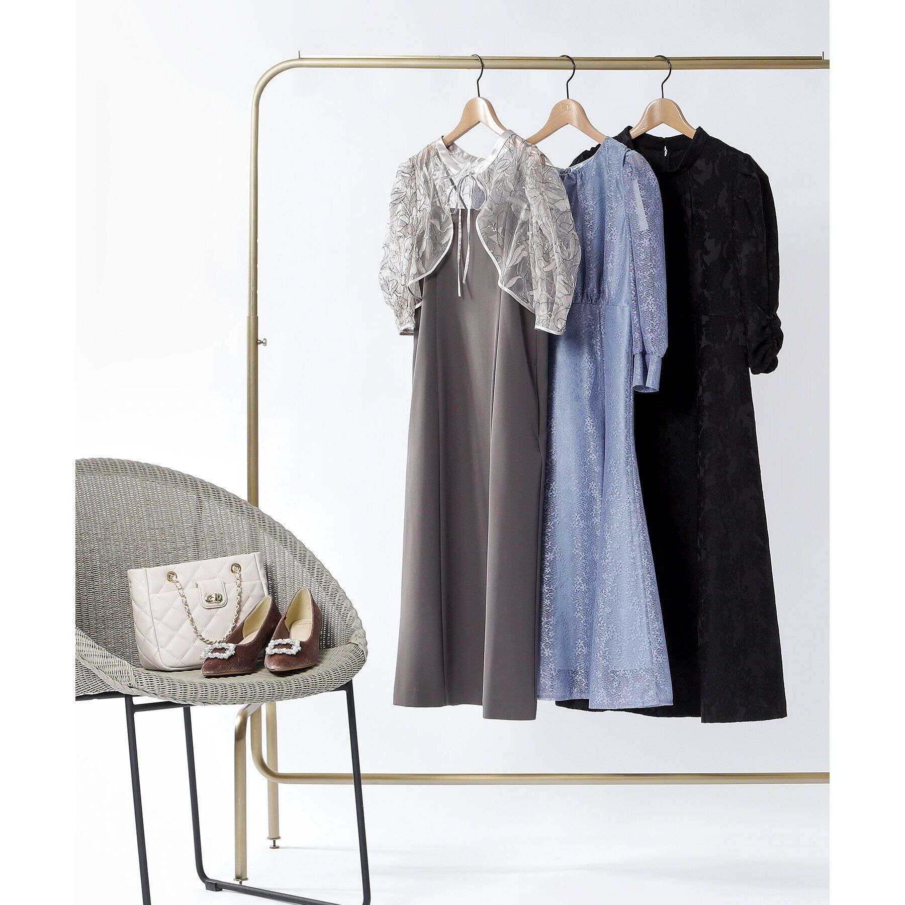 index「ミニフラワーレースワンピース【洗濯機洗い可】」|ワンピース|