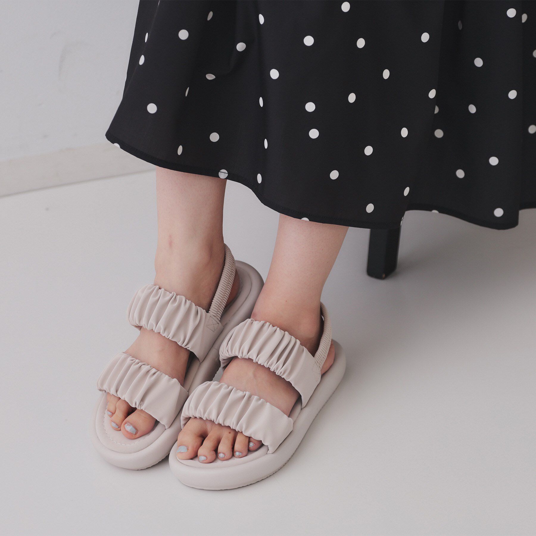 OPAQUE.CLIP「ギャザーベルト厚底フットベッドサンダル」|サンダル|