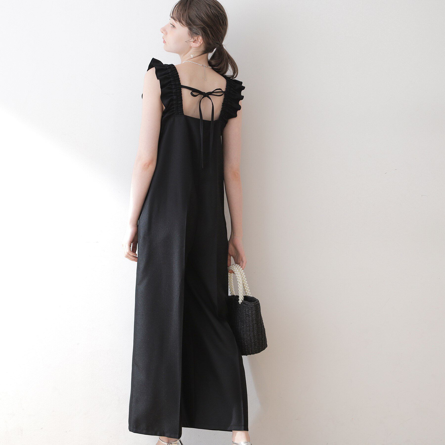 Couture broach「【カワイさを引き立てる】フリルデザインロンパース」|オールインワン|