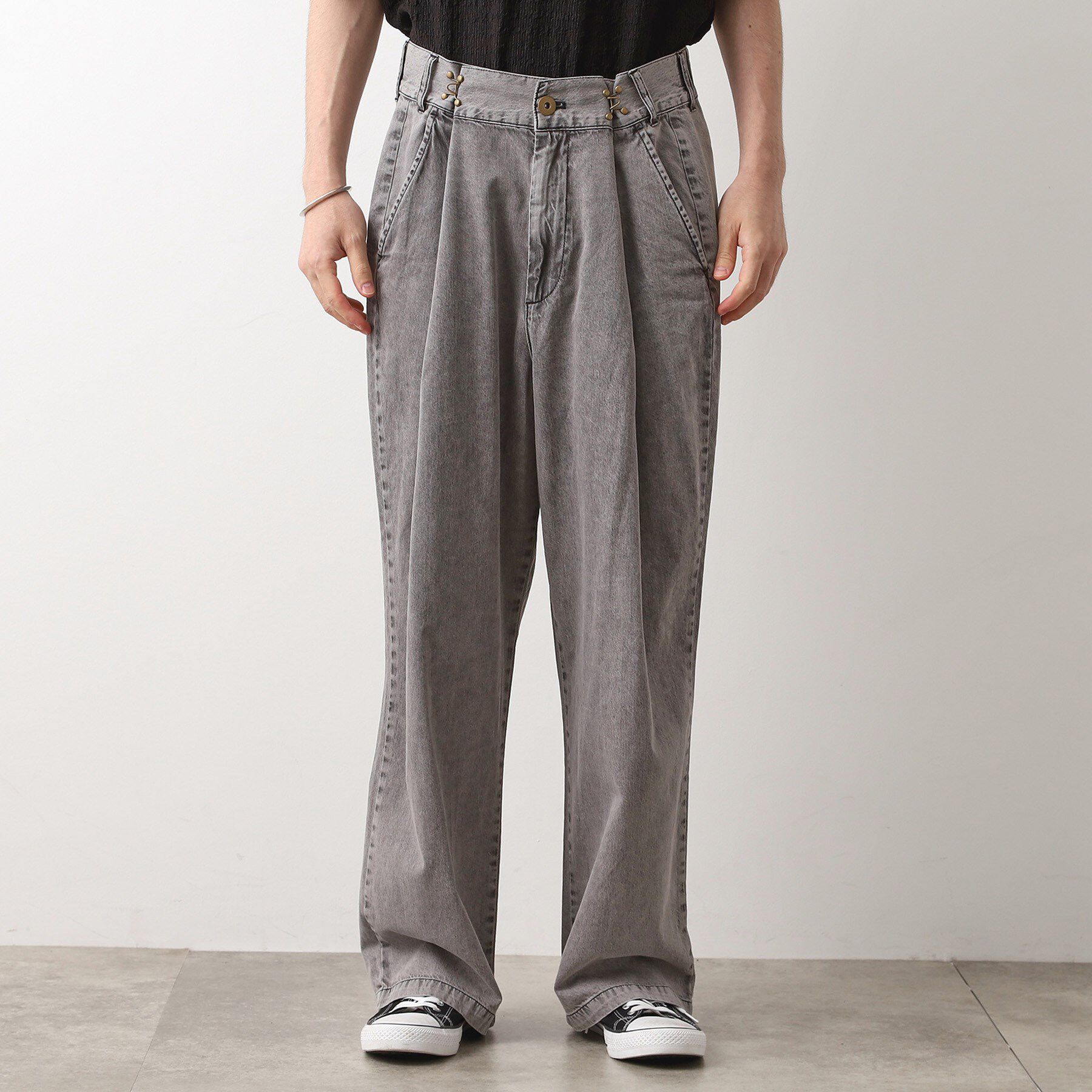 THE SHOP TK「ツータックワイドデニムパンツ」|その他|