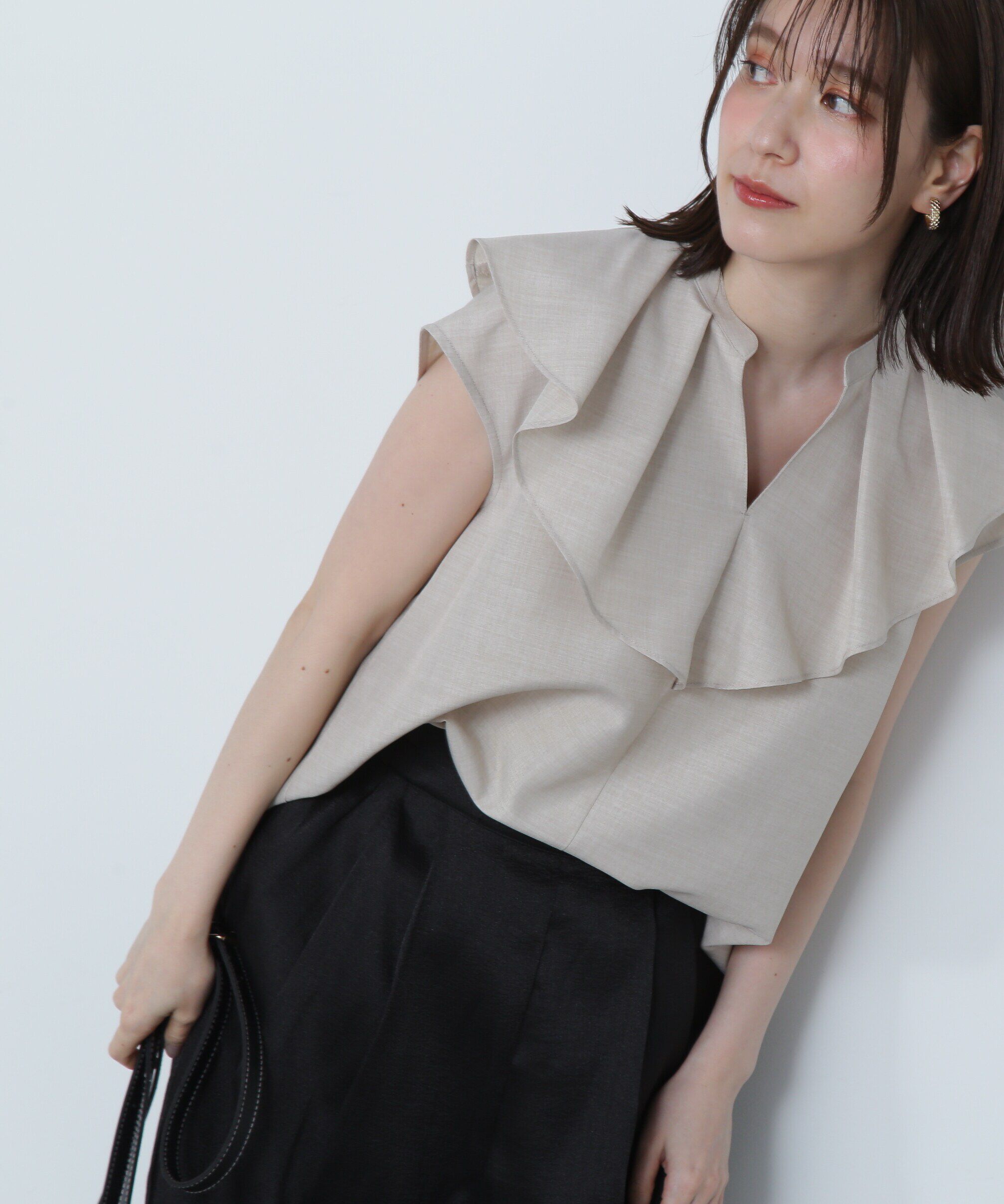  「ドライタッチポプリンフリルカラーブラウス」|シャツ・ブラウス|ベージュ