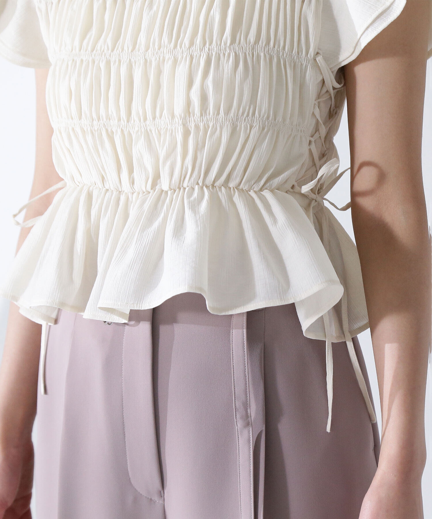  「レースアップフリルシャーリングブラウス」|シャツ・ブラウス|