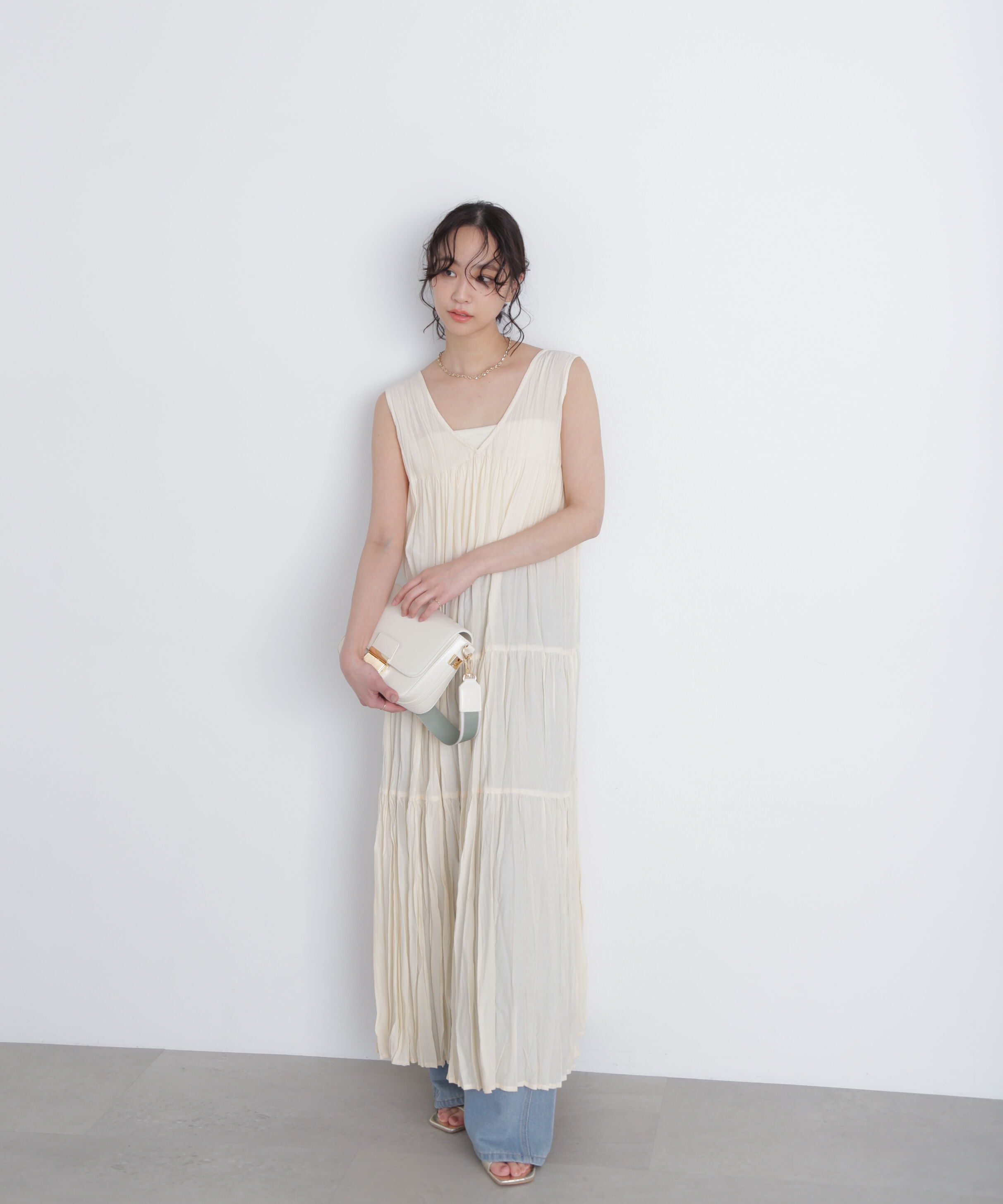  「ワッシャーティアードノースリーブワンピース」|ワンピース|ベージュ