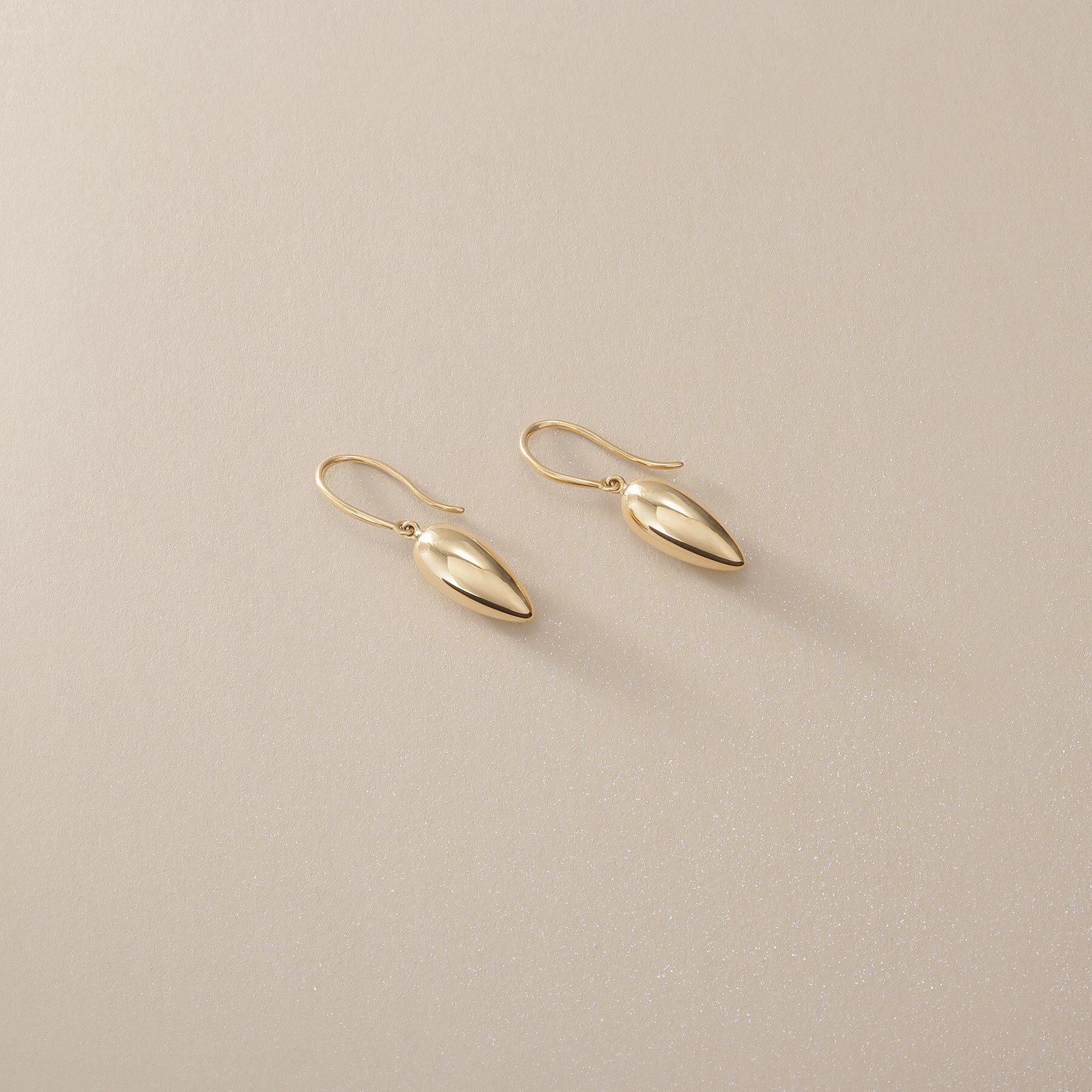 COCOSHNIK「K10中空ドロップシェイプ フックピアス」|ピアス|