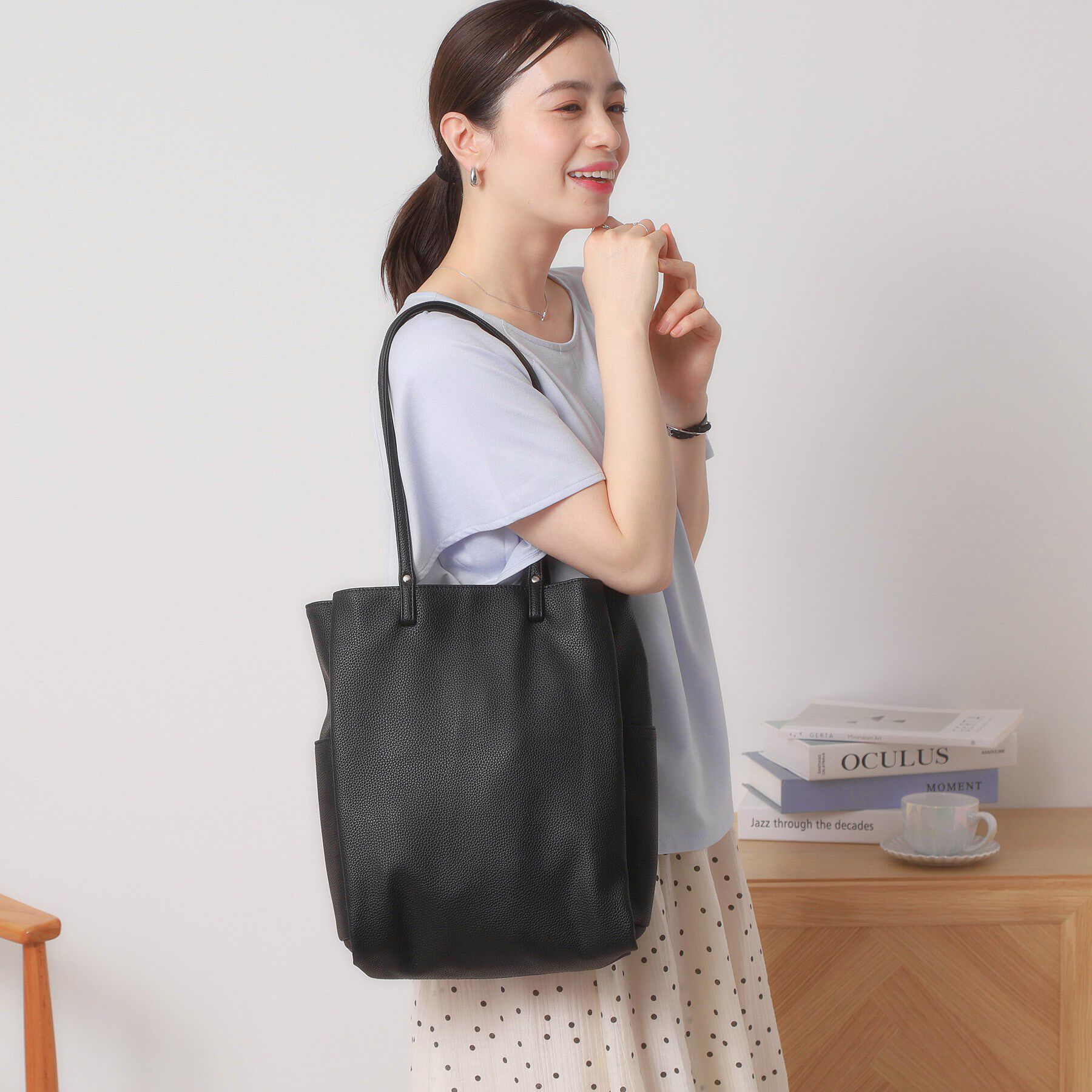 ITS&rsquo;DEMO「【A4対応】縦型三層トート」|トートバッグ|