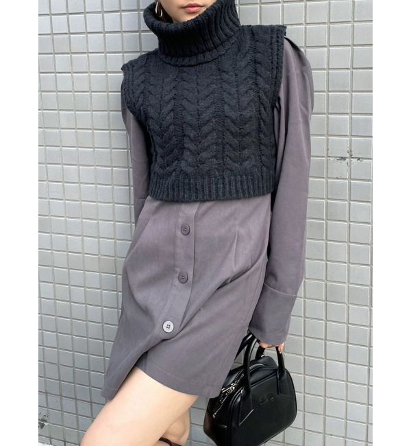 EMODA「ノーカラーシャツワンピース&times;タートルケーブルニットベスト」|ワンピース|グレー