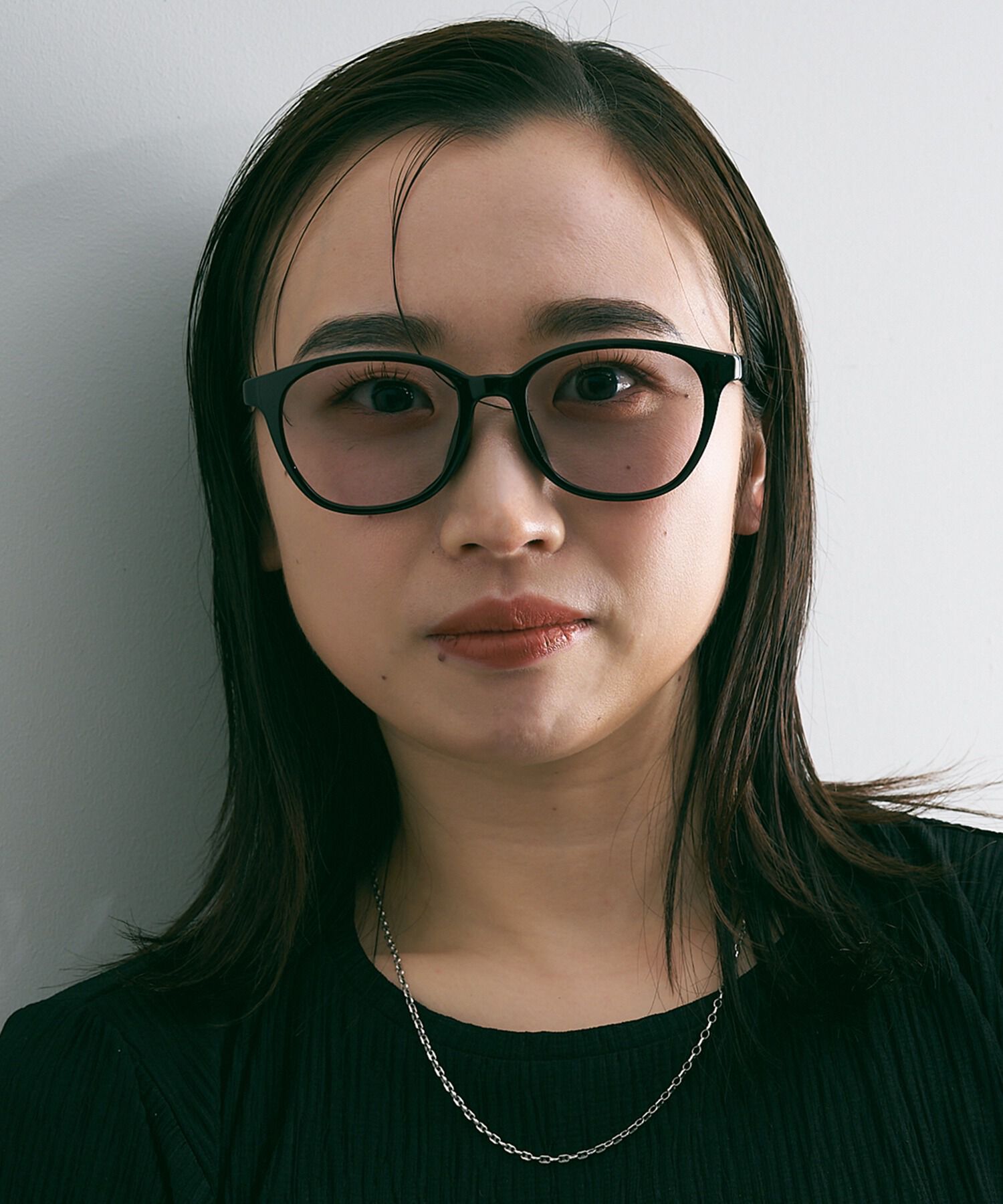  「【WEB限定】ウェリントン型 調光 サングラス レンズの色が変わるサングラス｜Zoff」|サングラス|