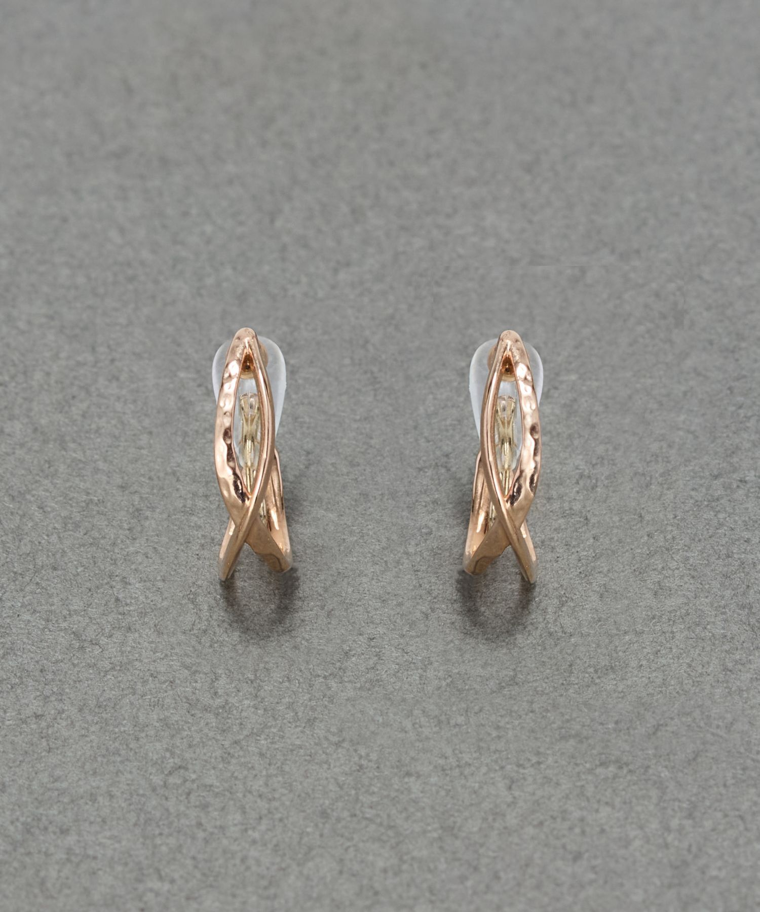 Phoebe「【シリーズ累計販売10000点突破】痛くないシリーズ クロスフープクリスタルループフィットイヤリング」|イヤリング|ピンクゴールド