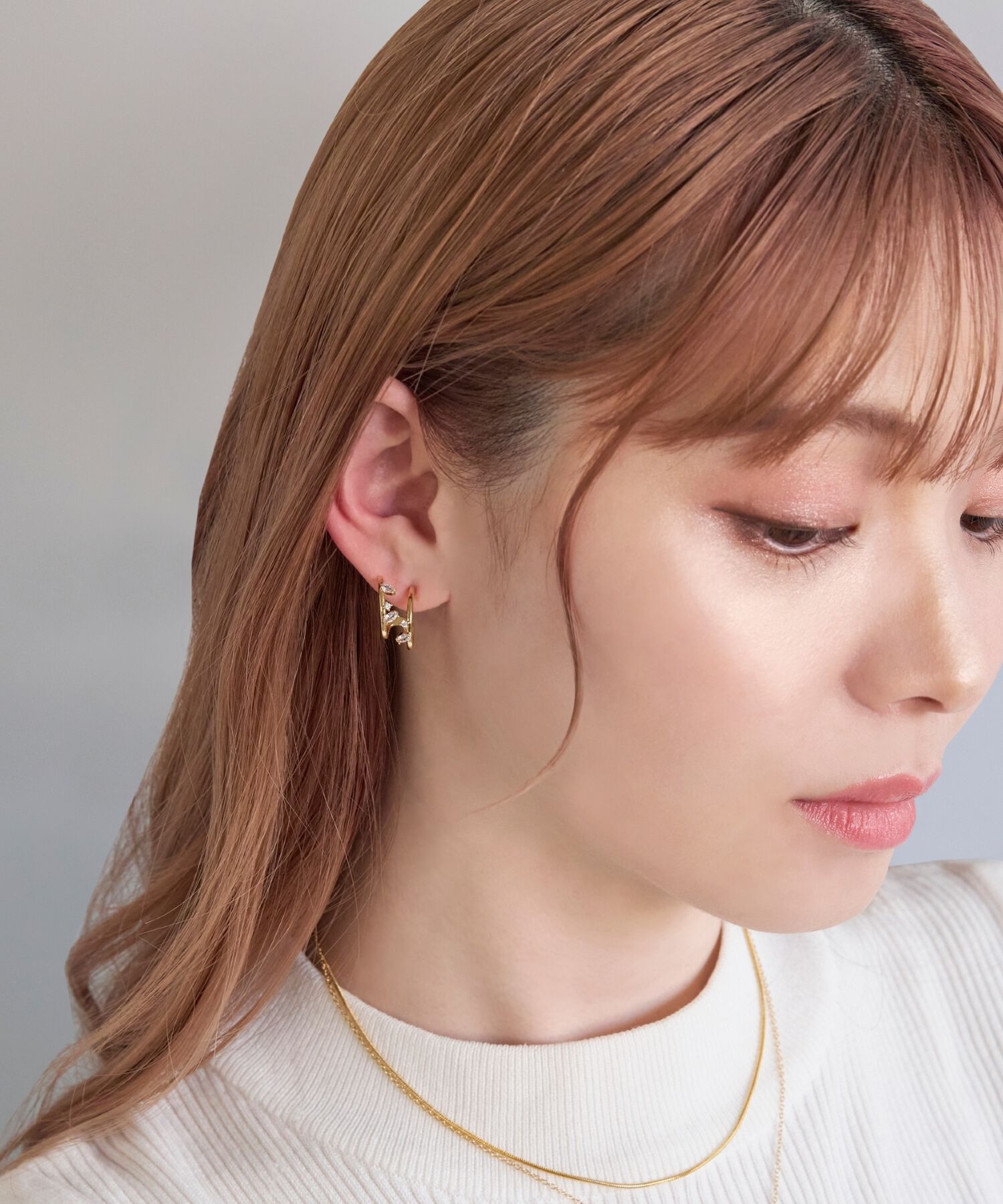 Phoebe「トラバースビジューピアス」|ピアス|ゴールド