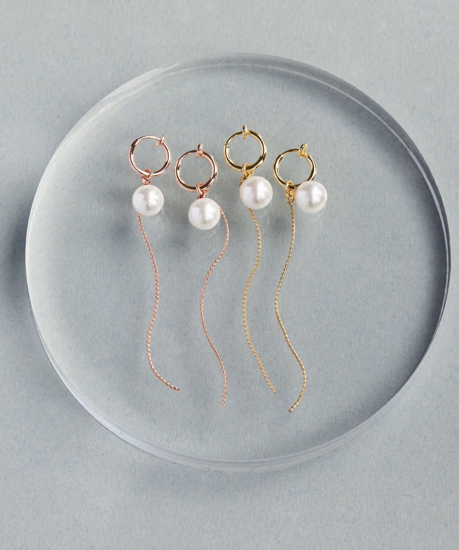 Phoebe「シェルパールスウィングイヤリング　ゴールド」|イヤリング|