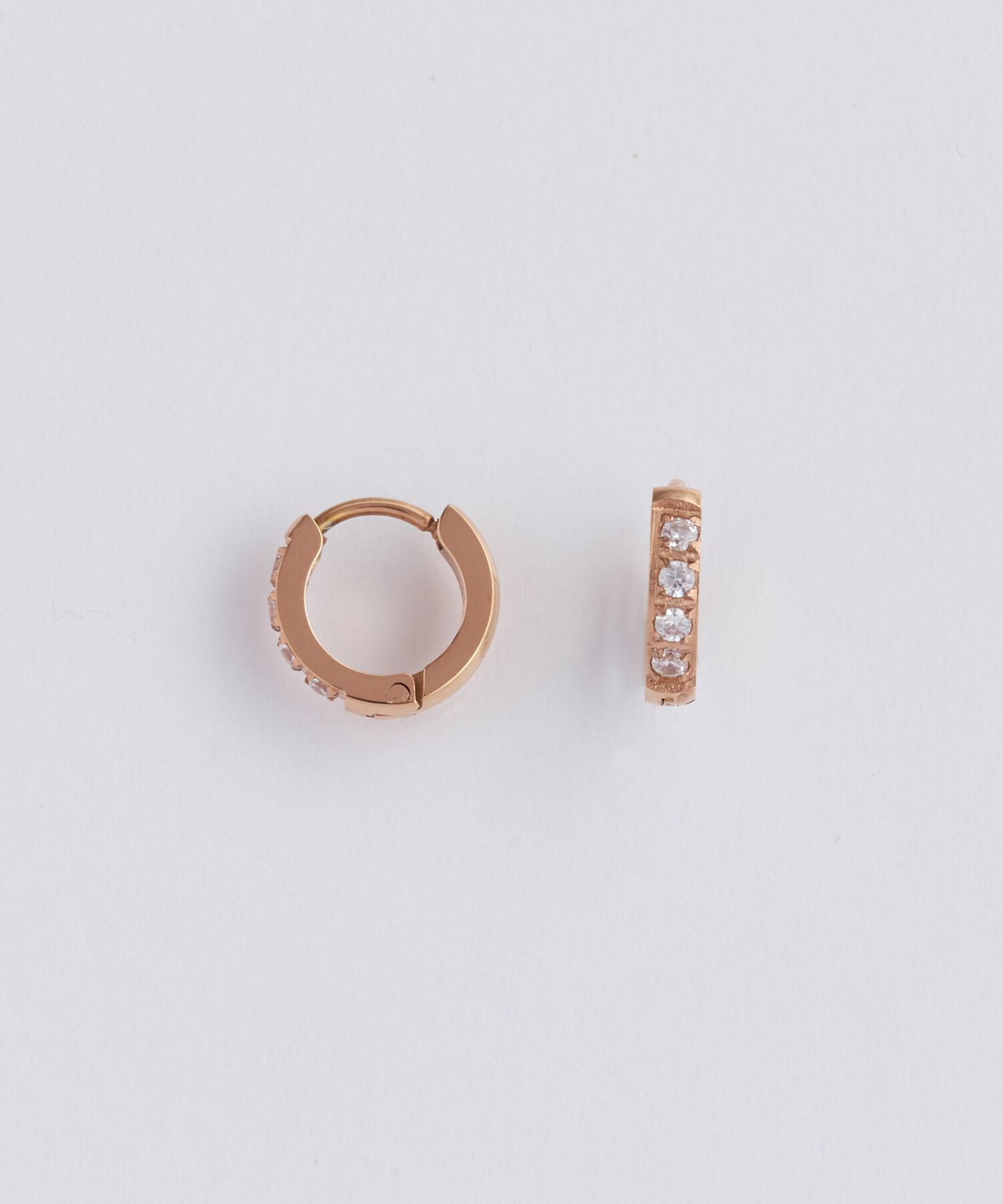 Phoebe「【金属アレルギー対応】ワンタッチビジューフープミニピアス　ローズゴールド/サージカルステンレス」|ピアス|