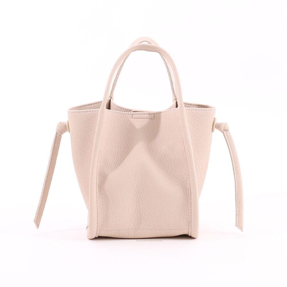 BACKYARD FAMILY「クーコ ショルダーバッグ COOCO 通販 トートバッグ バッグ バック トートバック」|トートバッグ|ホワイト1