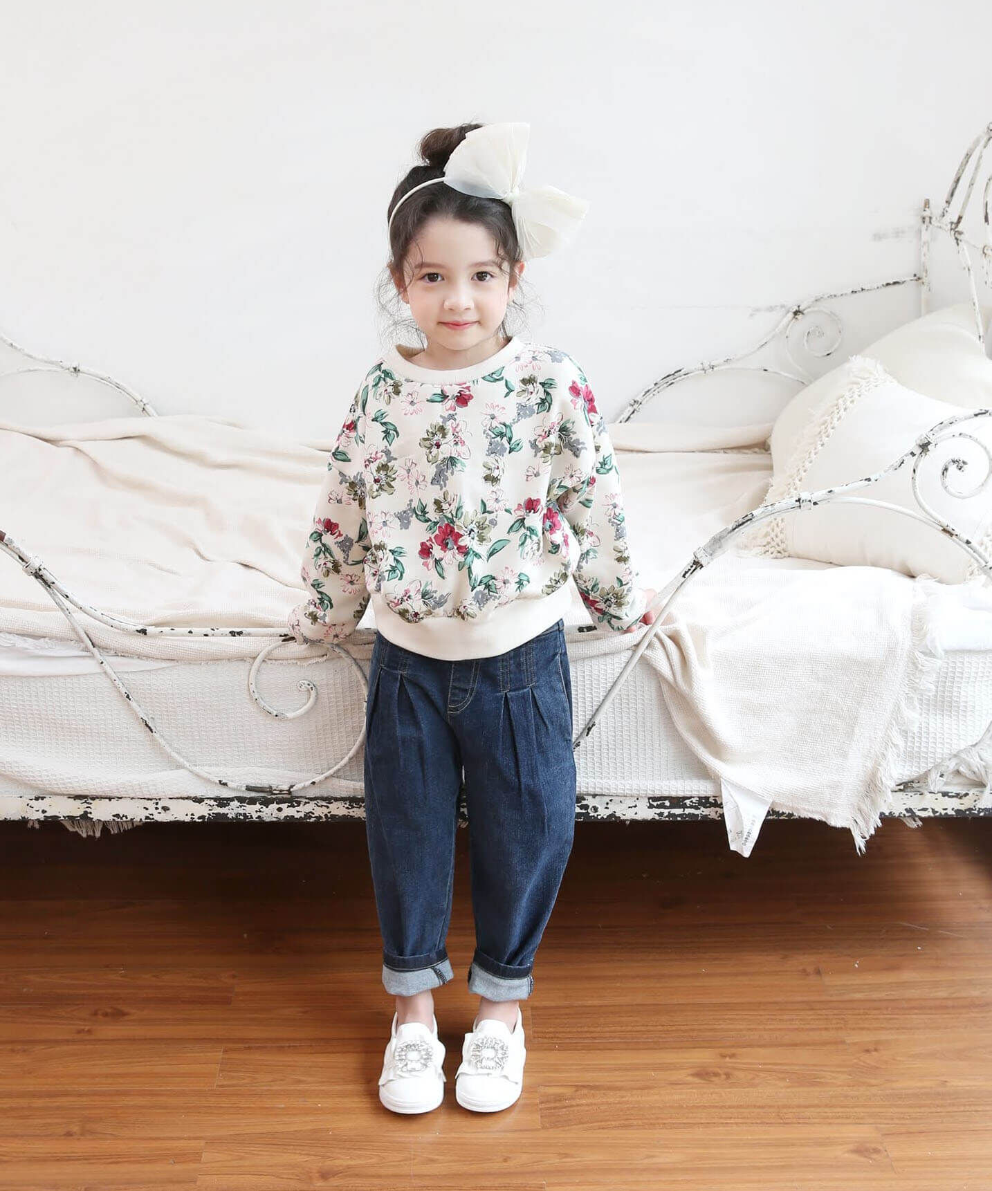 BACKYARD FAMILY「キッズ スリッポン 女の子 通販 紐なしスニーカー 57062202 白 ホワイト ビジュー」|スリッポン|