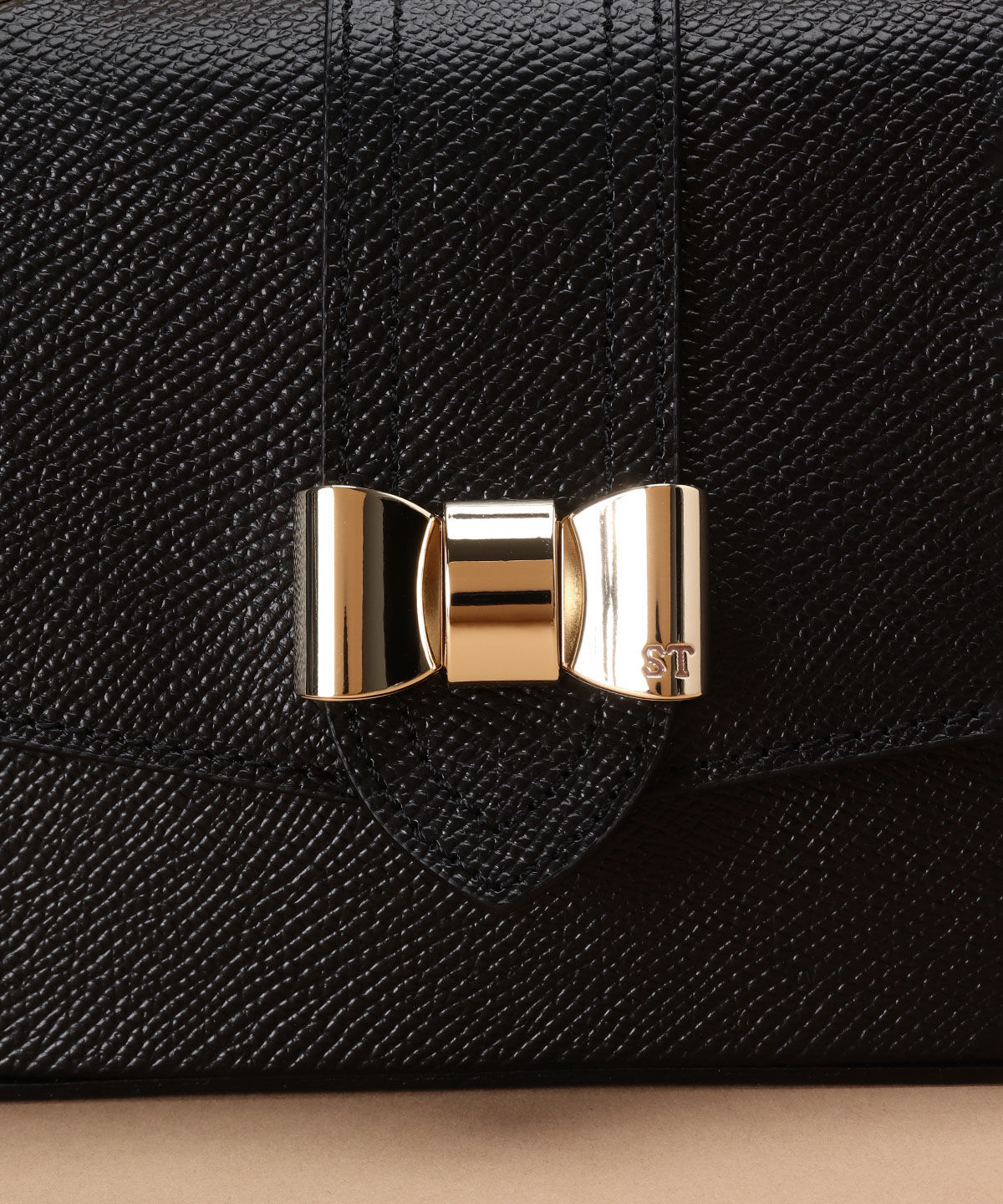 Samantha Thavasa「リボンモチーフ スクエアショルダーバッグ」|ショルダー・メッセンジャー|