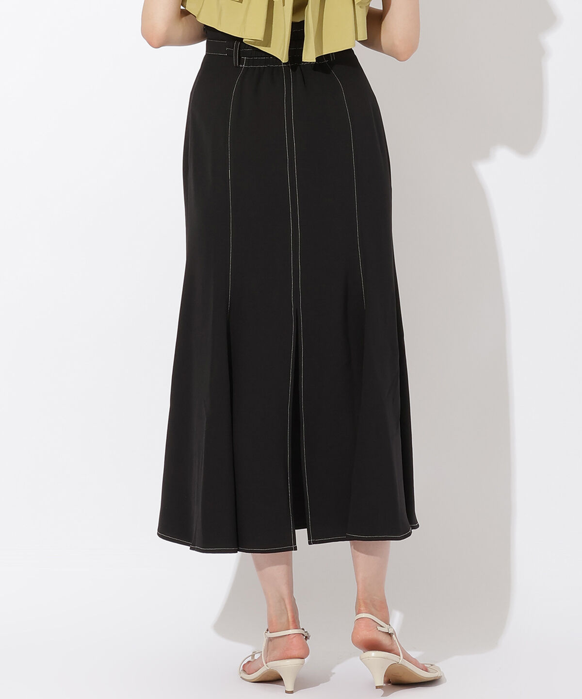 アンドクチュール「ビットベルト付きナロースカート」|フレア|