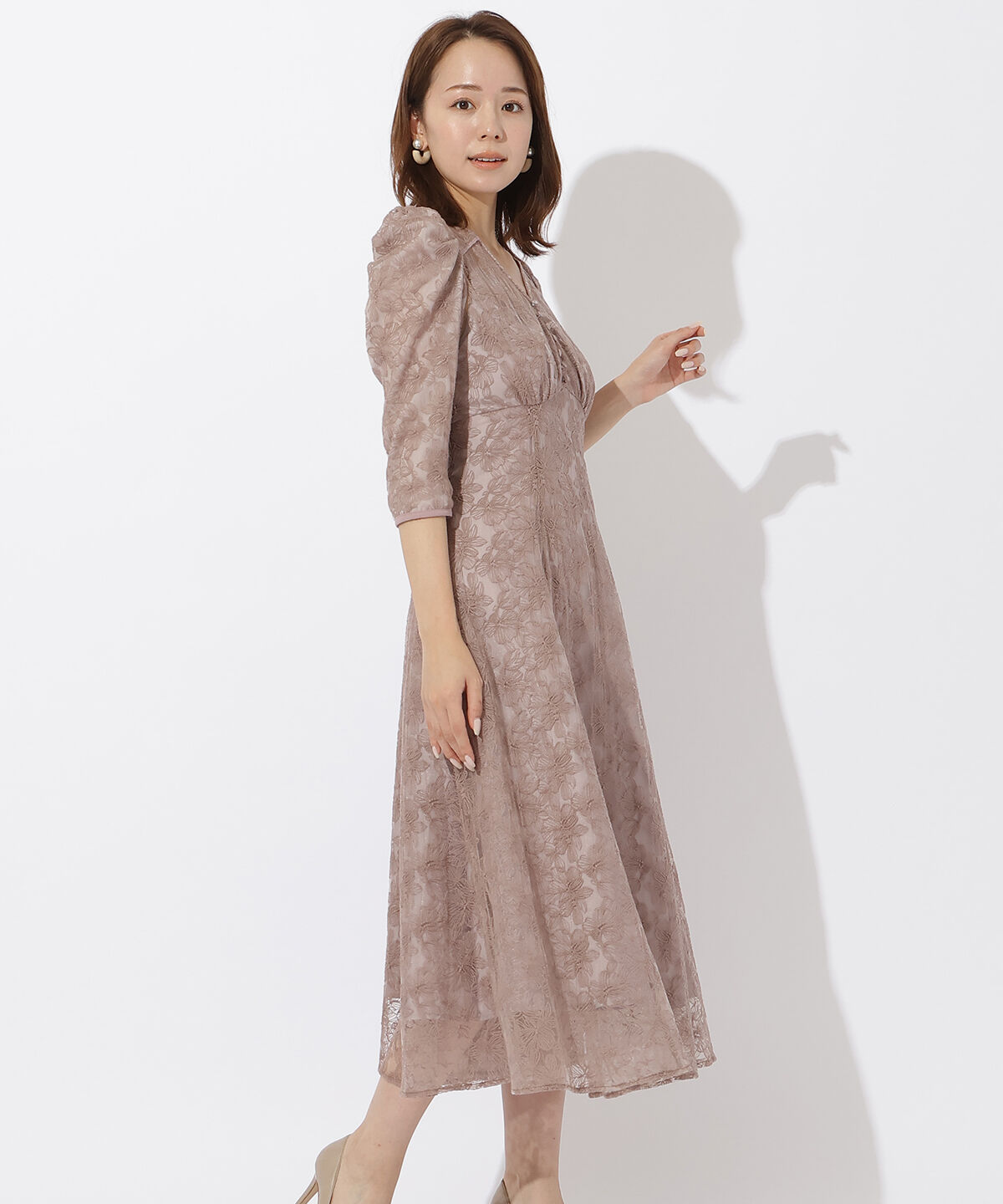 アンドクチュール「エンブロイダリーレースドレス」|ドレス|