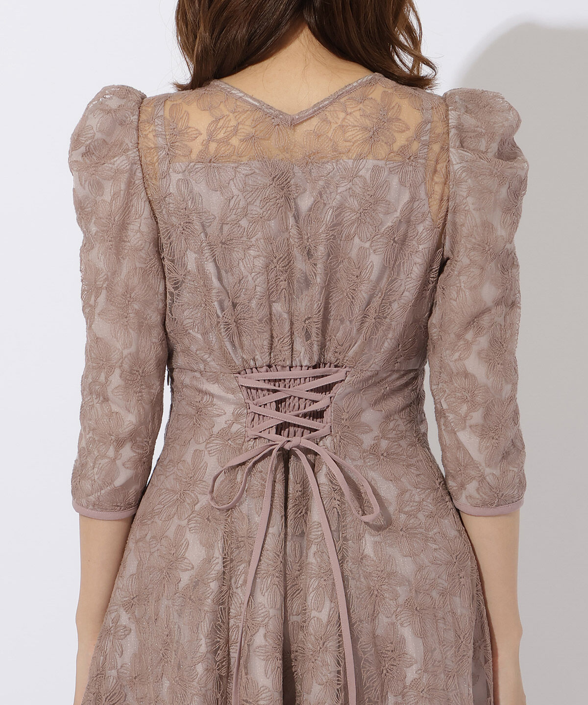 アンドクチュール「エンブロイダリーレースドレス」|ドレス|