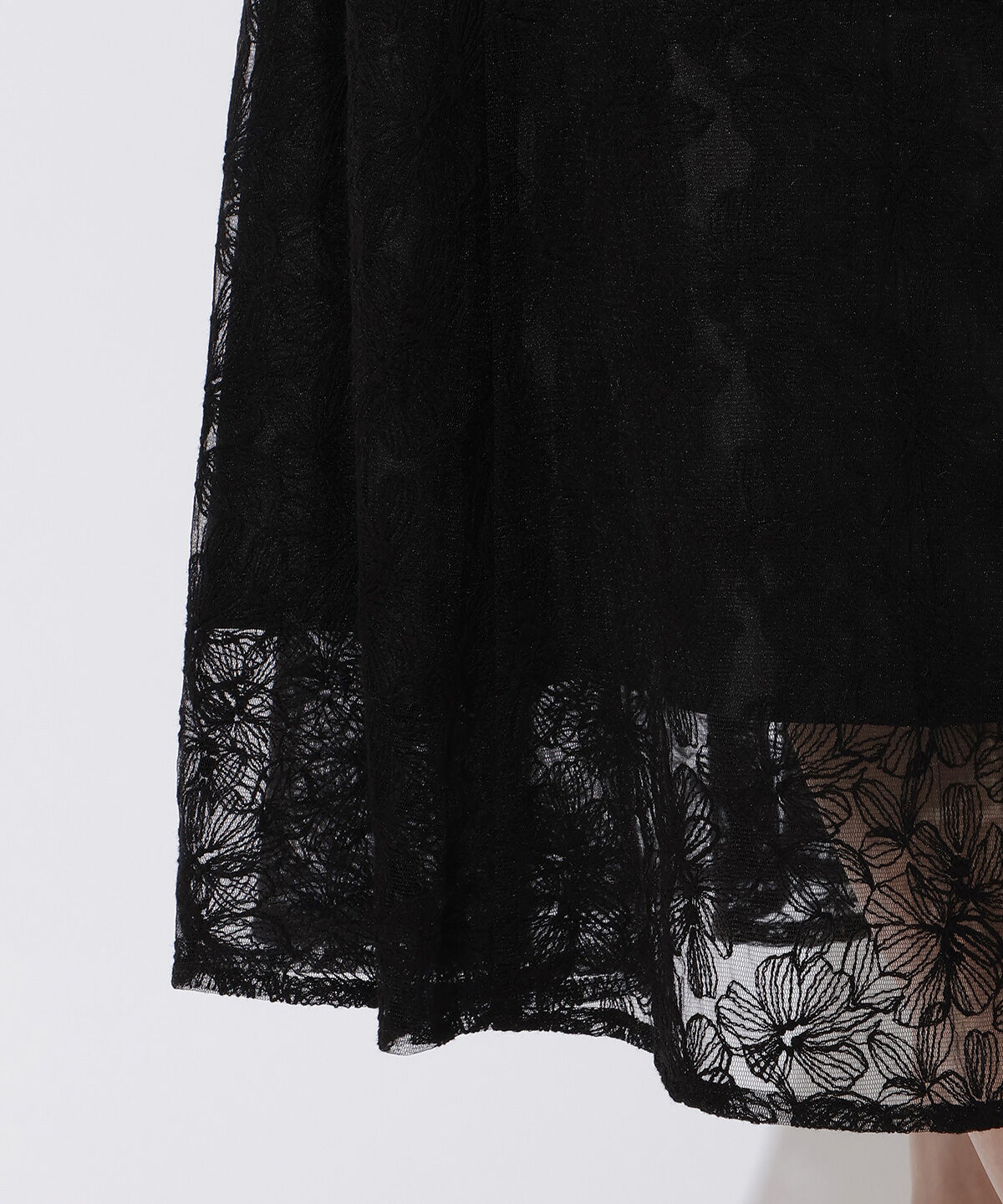 アンドクチュール「エンブロイダリーレースドレス」|ドレス|