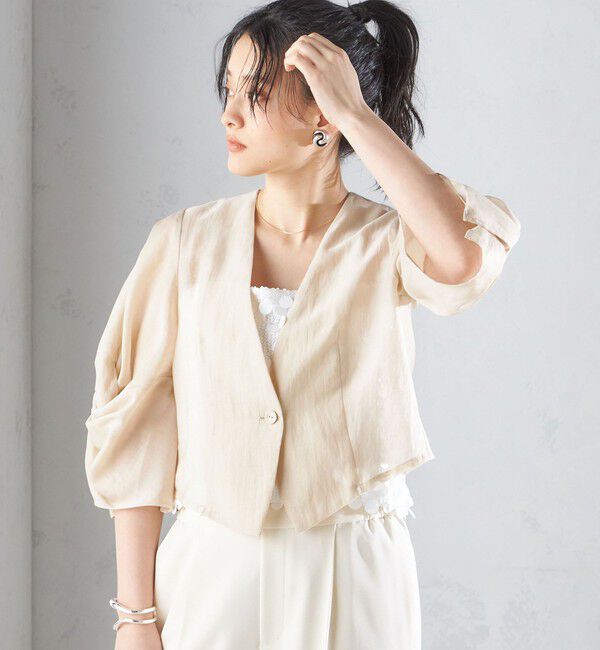 SHIPS for women「little black:〈手洗い可能〉ネジリ スリーブ シアー ショート 羽織（セレモニー対応可）」|ノーカラージャケット|