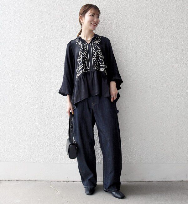 SHIPS any「SHIPS any:〈洗濯機可能〉サテン 刺繍 スキッパー ペプラム ブラウス」|シャツ・ブラウス|