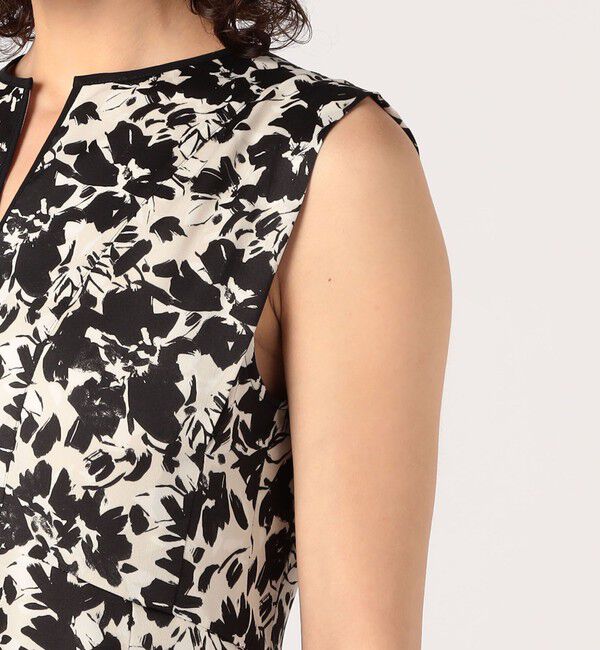 Ballsey「モノクロームフラワープリント スキッパーカラーワンピース」|ワンピース|