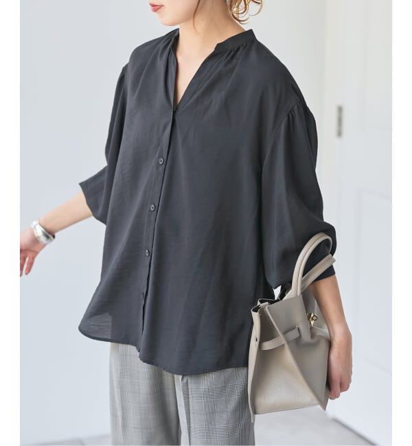 Spick and Span「《一部店舗+WEB限定》袖ボリュームスキッパーブラウス」|シャツ・ブラウス|ブラック