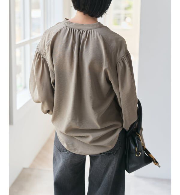 Spick and Span「《一部店舗+WEB限定》袖ボリュームスキッパーブラウス」|シャツ・ブラウス|