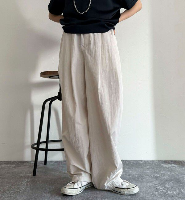 fredy emue「ナイロンギャザータックパンツ」|チノ|