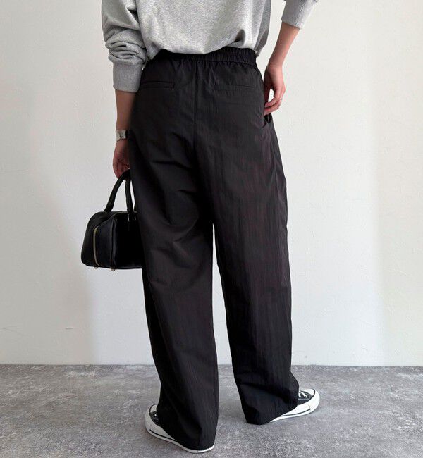 fredy emue「ナイロンギャザータックパンツ」|チノ|