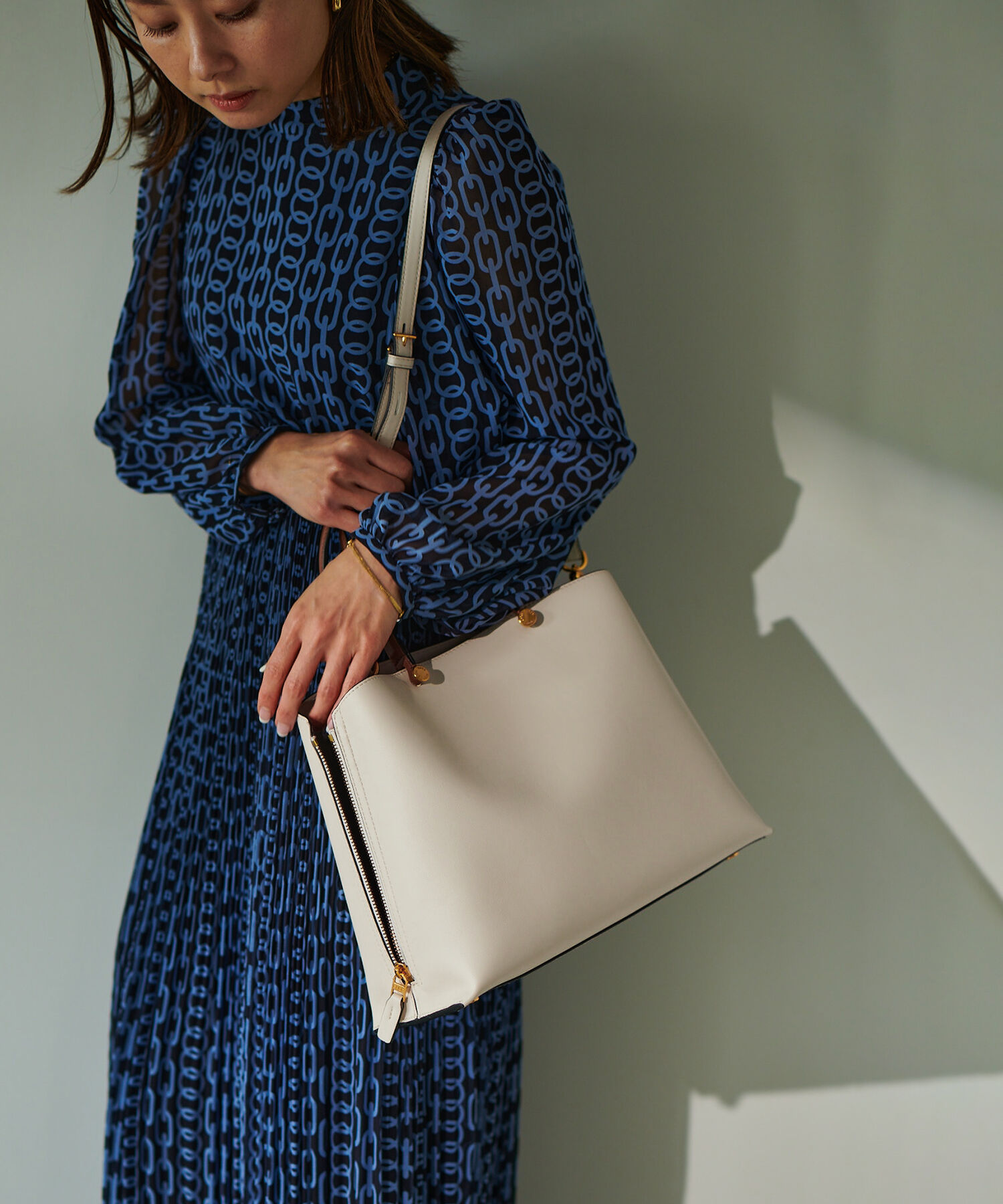 E'POR「【E'POR】Y BAG Medium（サイドジップトートバッグ）/一部WEB限定」|ハンドバッグ|