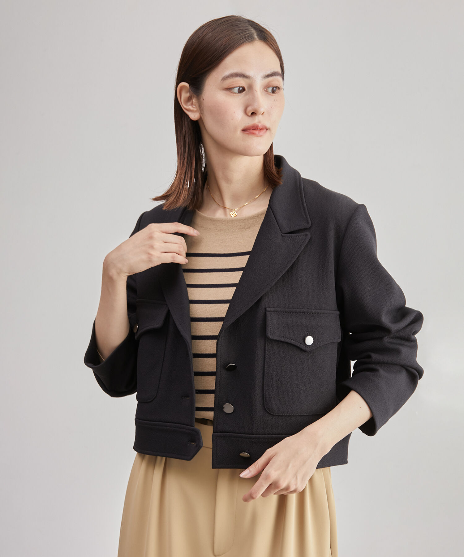 ROPE「ショート丈ジャケットブルゾン」|ブルゾン・スタジャン|ブラック(01)