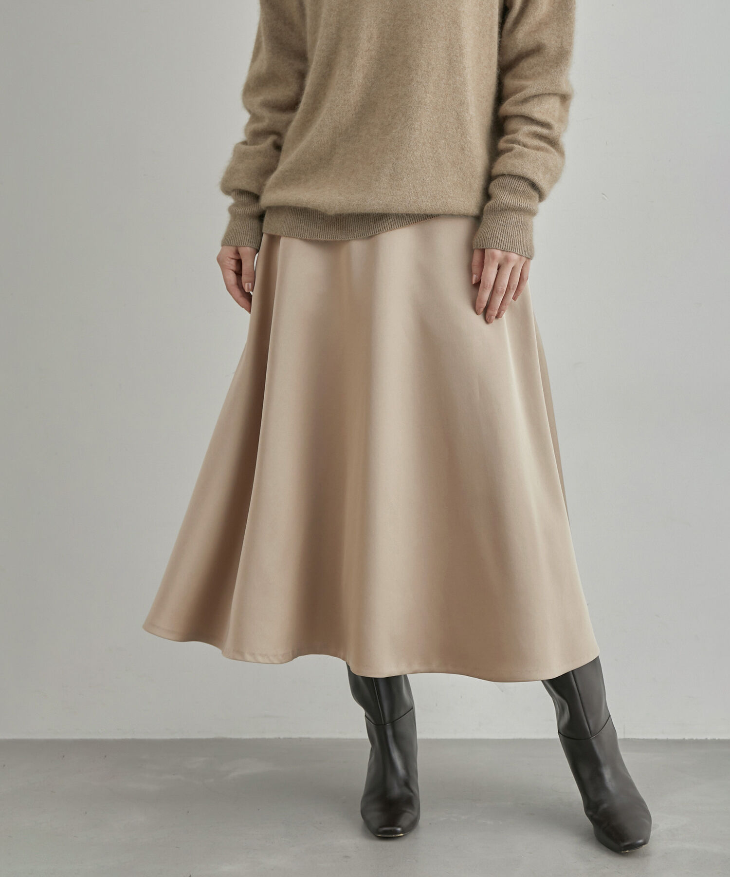 ROPE「サテンフレアスカート（無地/花柄）」|スカート|ベージュ(27)