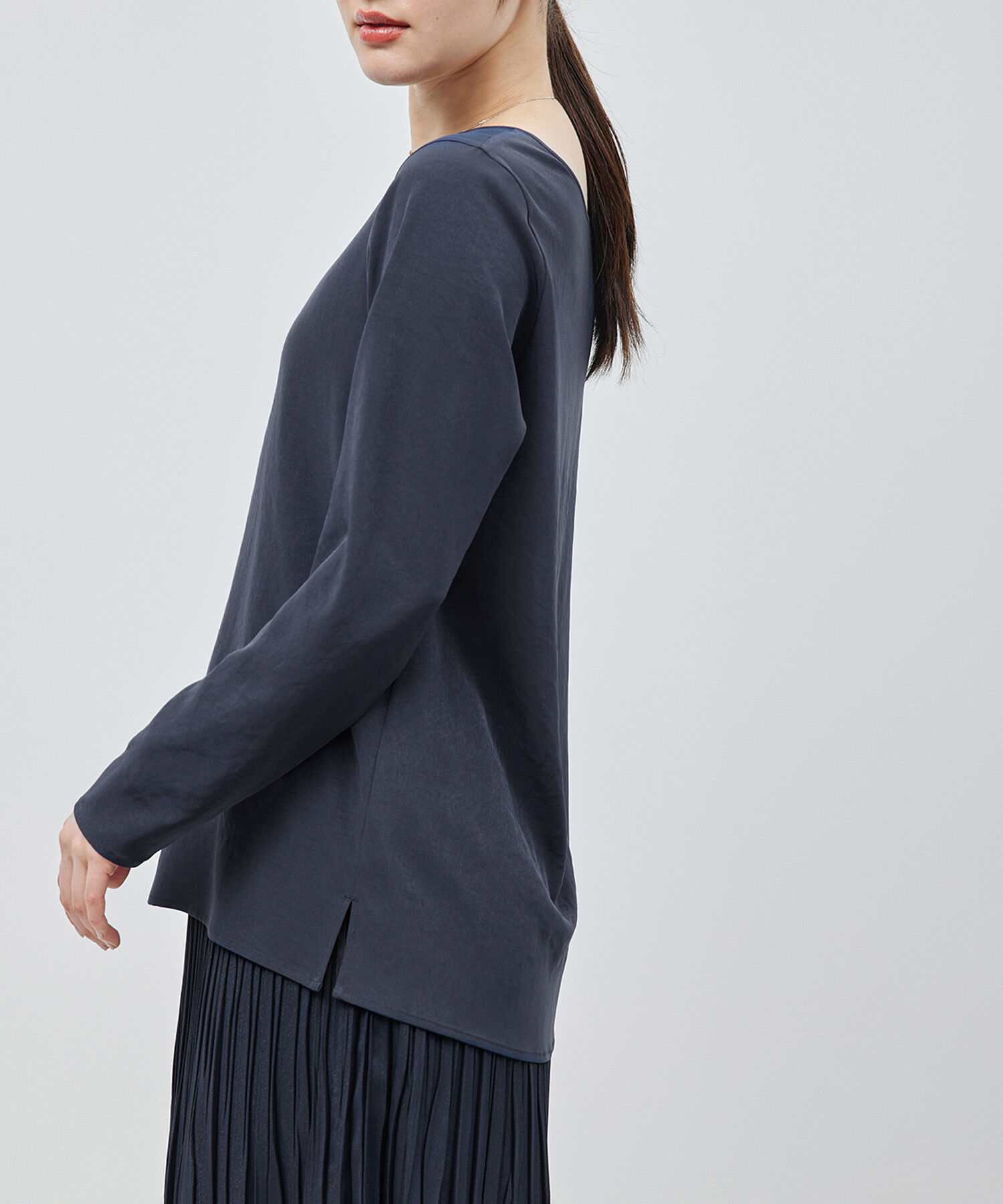 ROPE「シルクライクサテン長袖Tシャツ」|Tシャツ・カットソー|