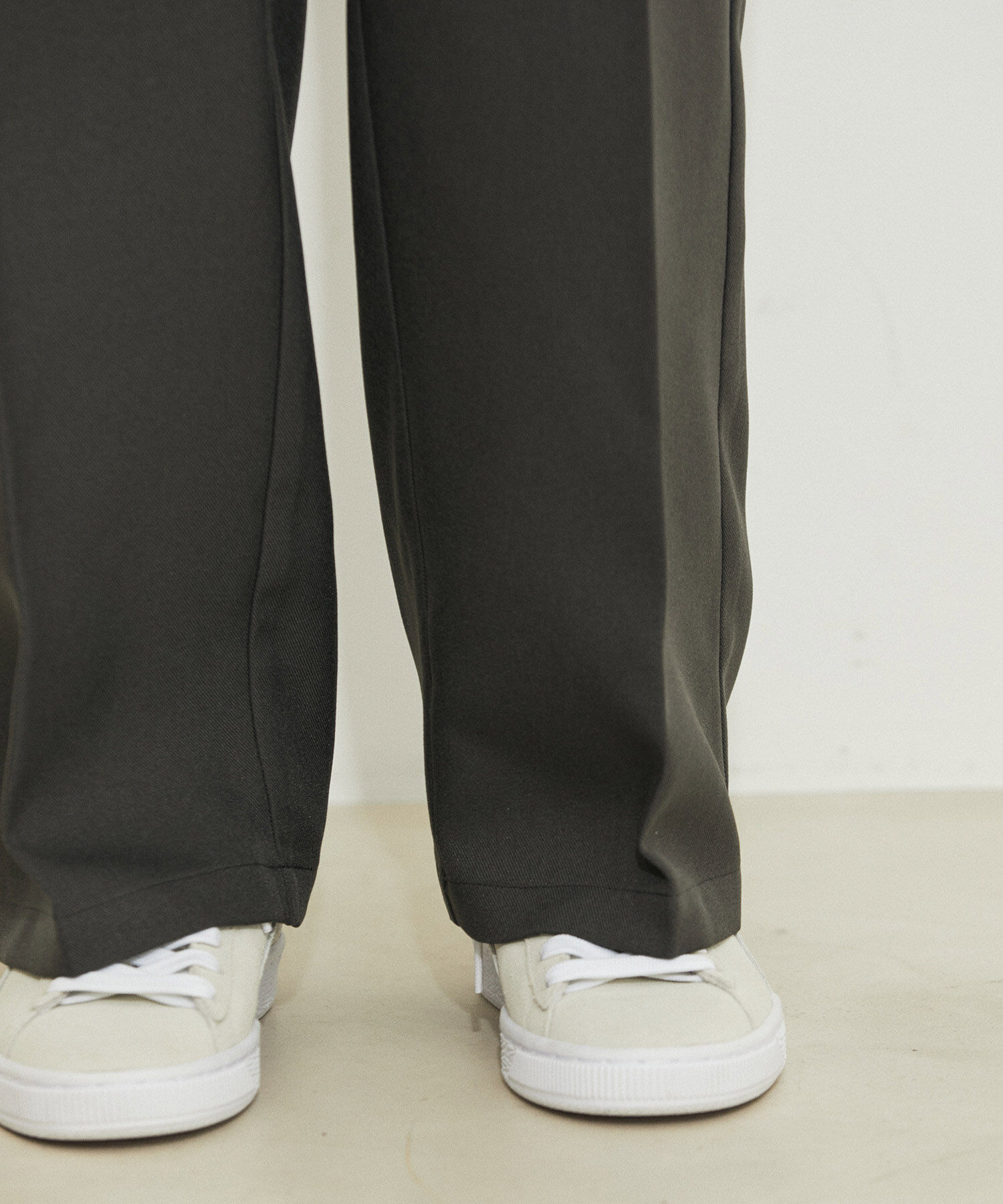 vis-a-vis「【WEB限定】【洗える】ワンタックセミワイドパンツ」|スラックス|