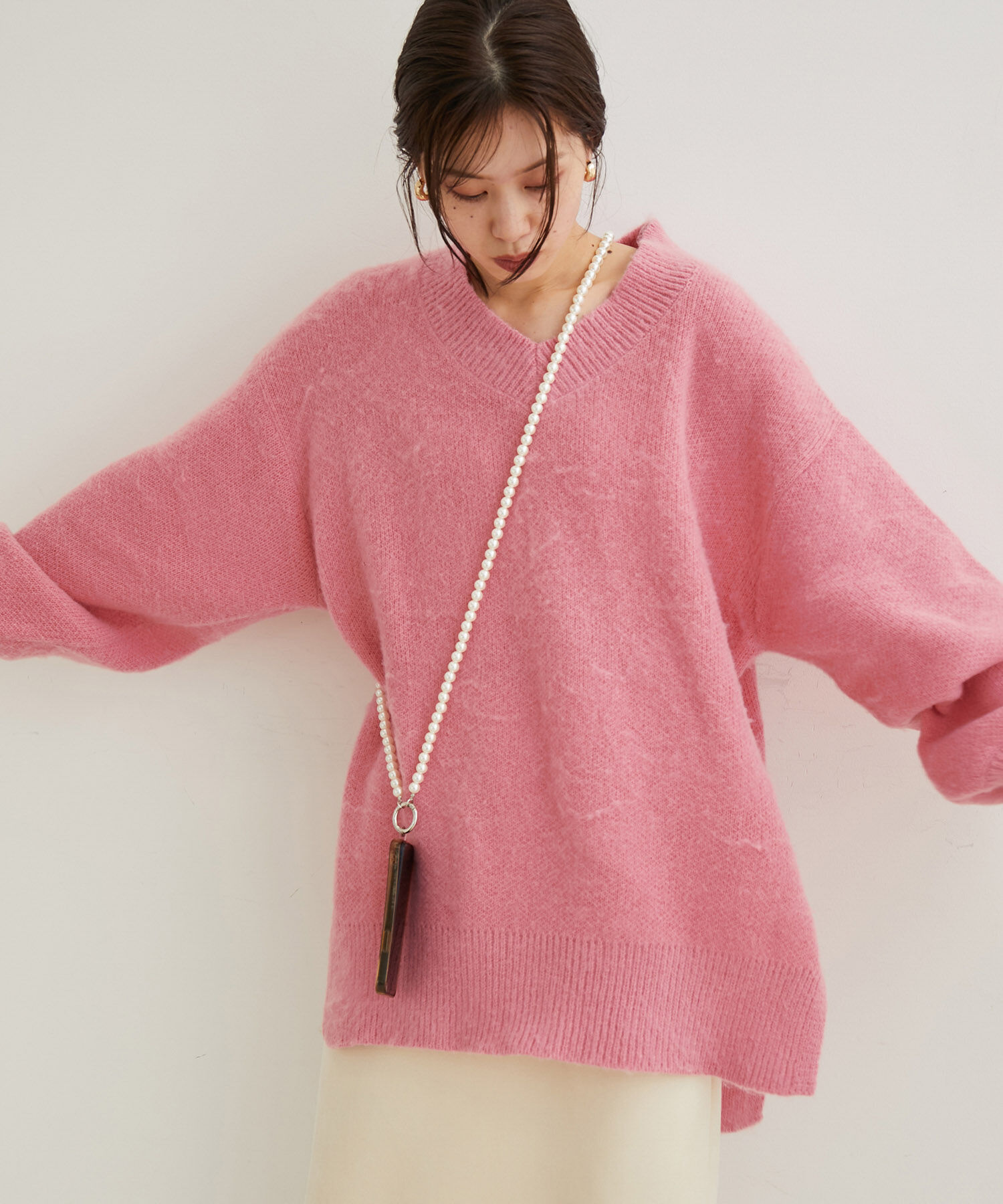 VIS「アート柄＆無地アソートふわふわVネックニット」|ニット・セーター|