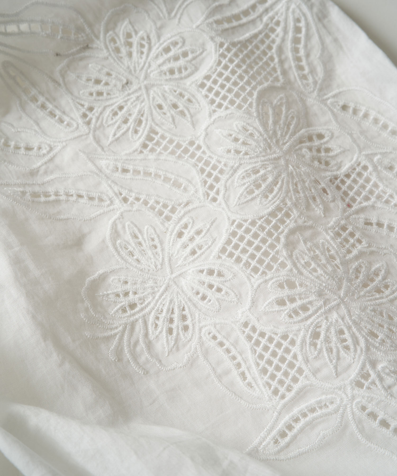 VIS「エンブロイダリーボリュームスリーブブラウス」|シャツ・ブラウス|