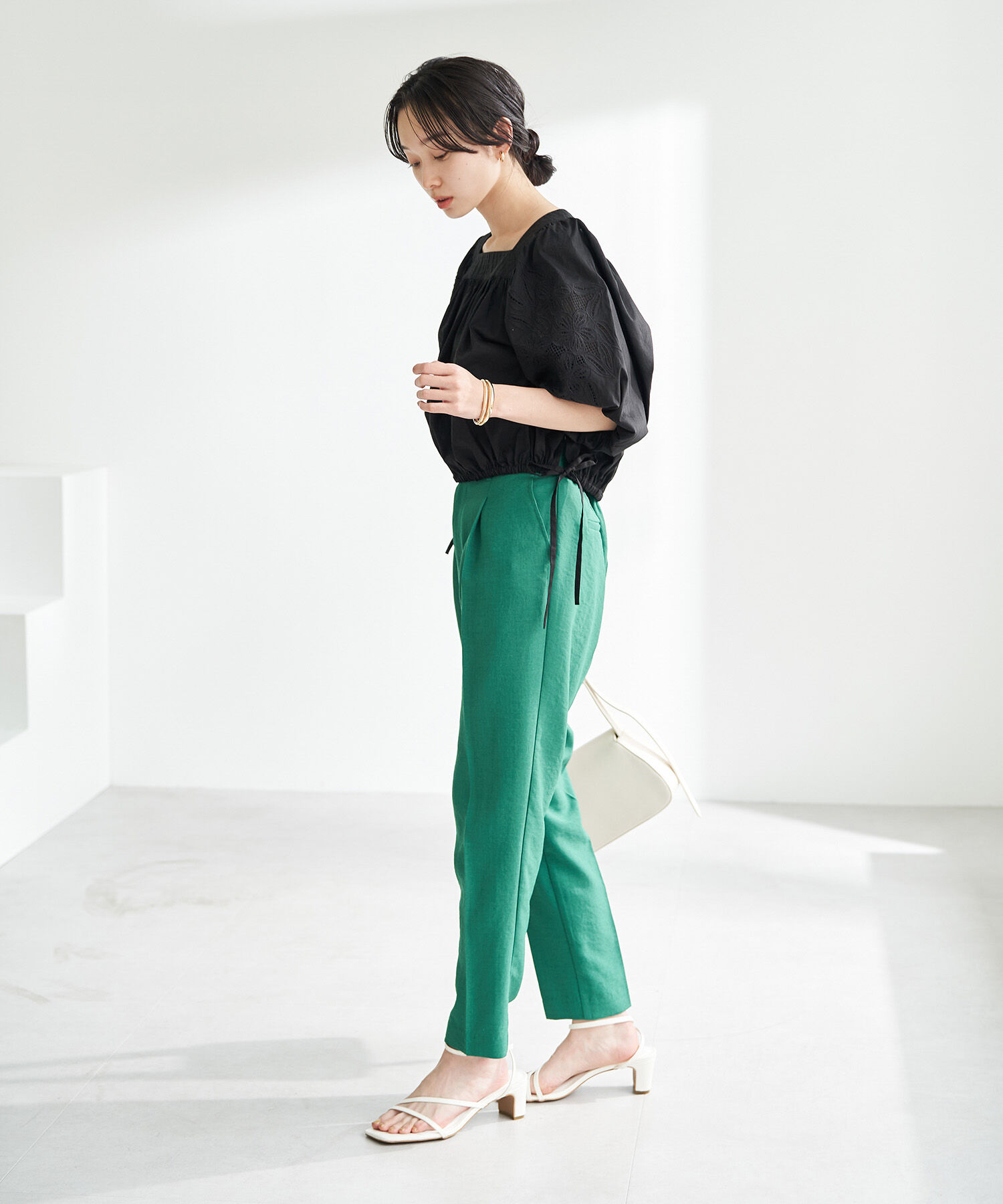 VIS「エンブロイダリーボリュームスリーブブラウス」|シャツ・ブラウス|