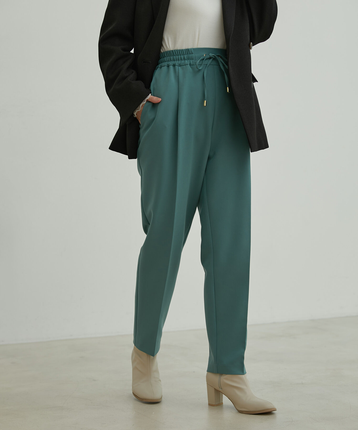 VIS「ドロストイージーテーパードパンツ」|スラックス|