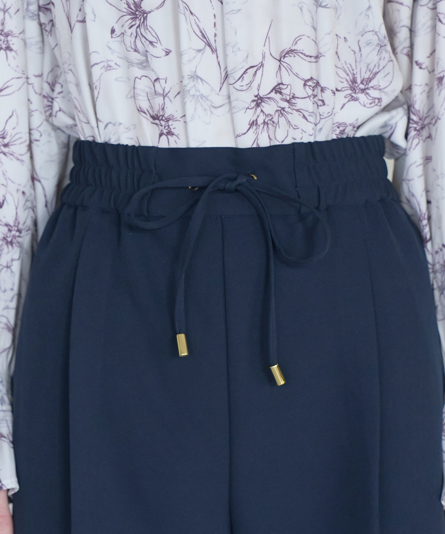 VIS「ドロストイージーテーパードパンツ」|スラックス|