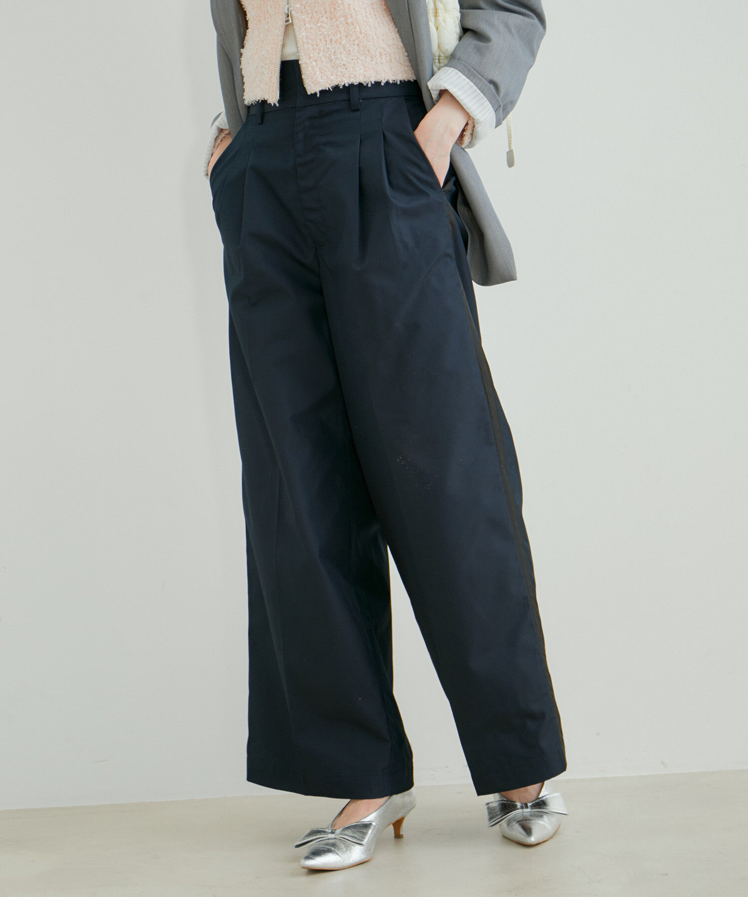 VIS「【洗える】サイドラインワイドパンツ」|スラックス|