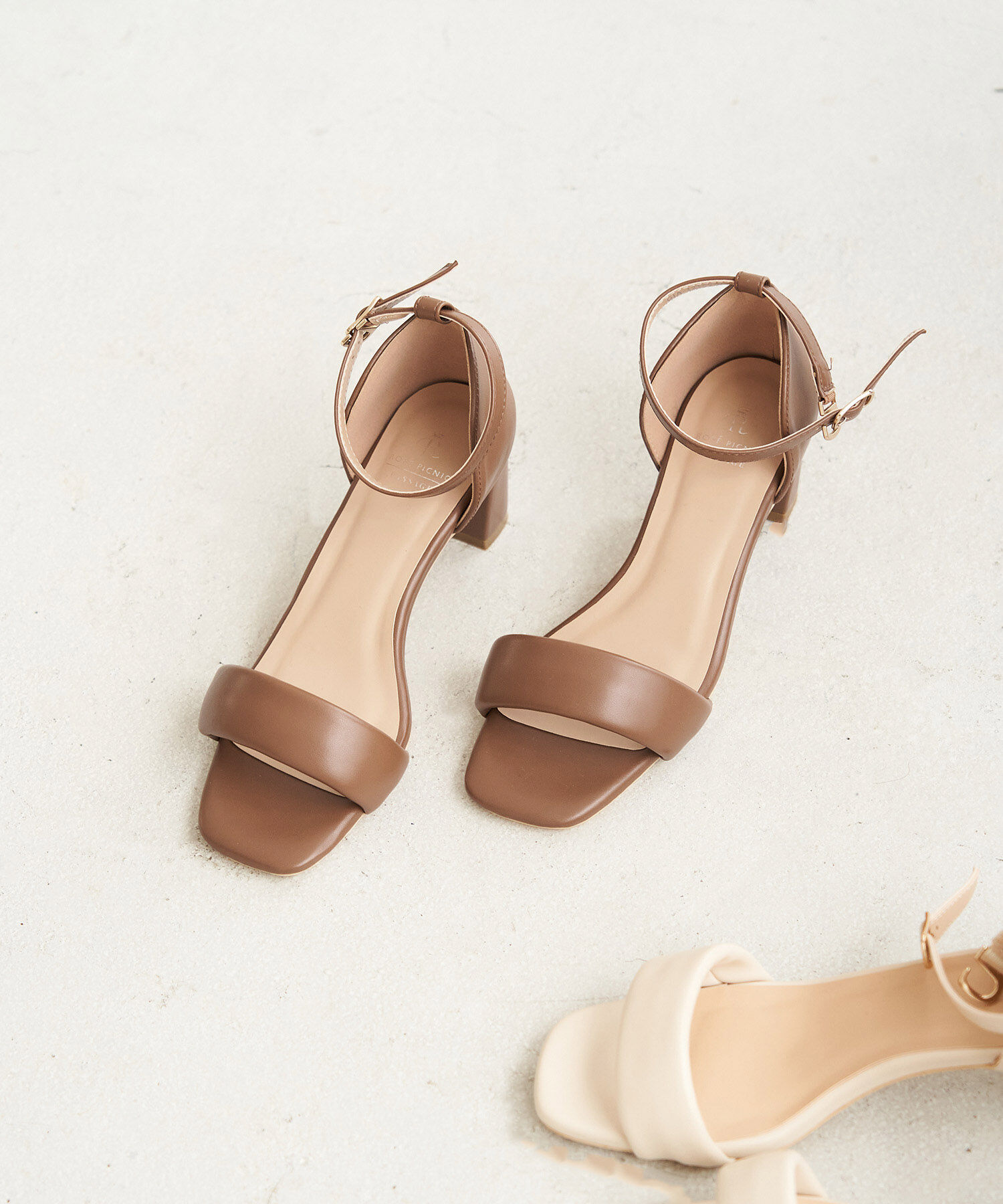 ROPE PICNIC PASSAGE「ぷっくりバーストラップアンクルベルトサンダル」|サンダル|ブラウン(22)