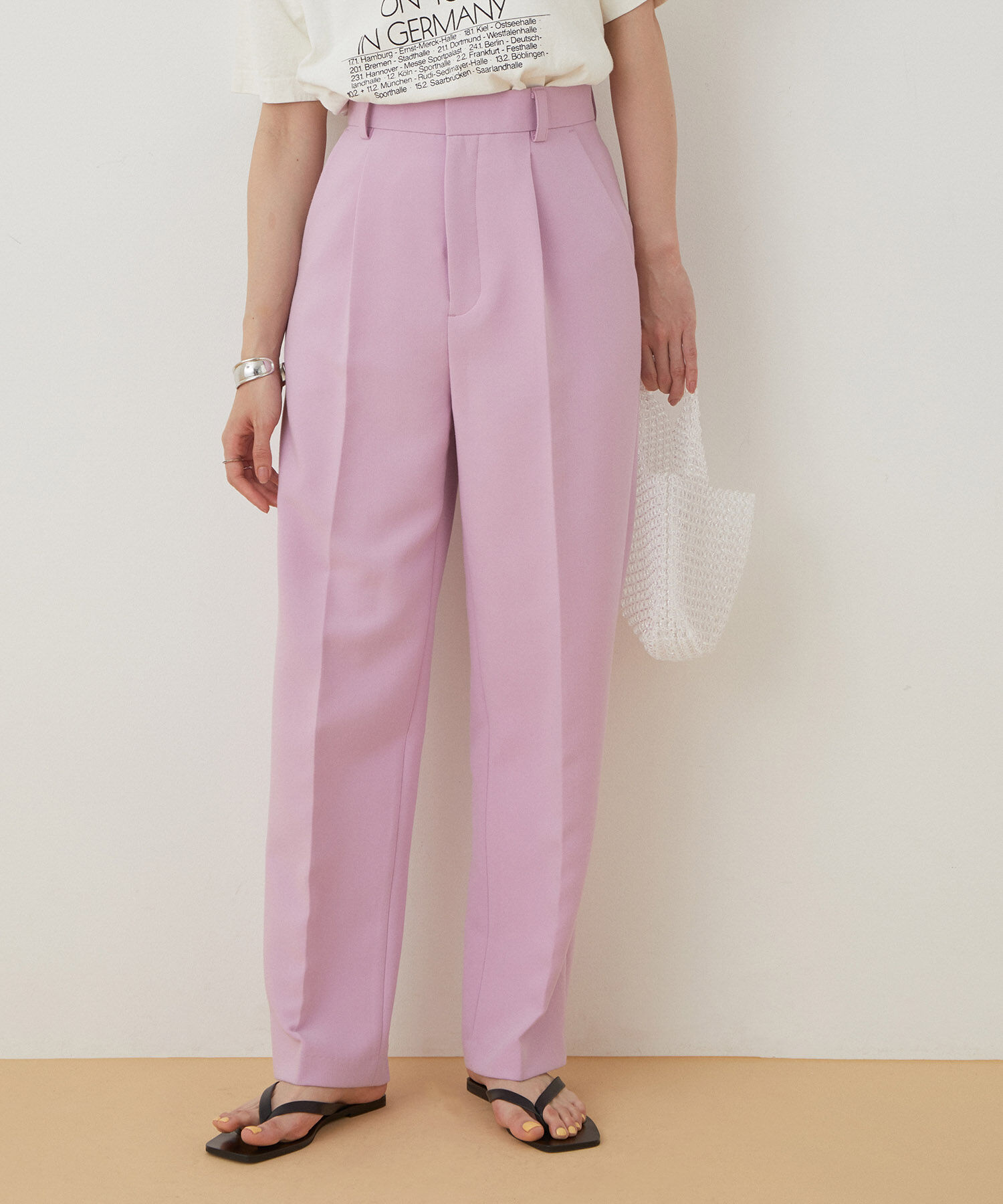 ADAM ET ROPE'「＜洗える＞センタープレスカラーパンツ」|スラックス|