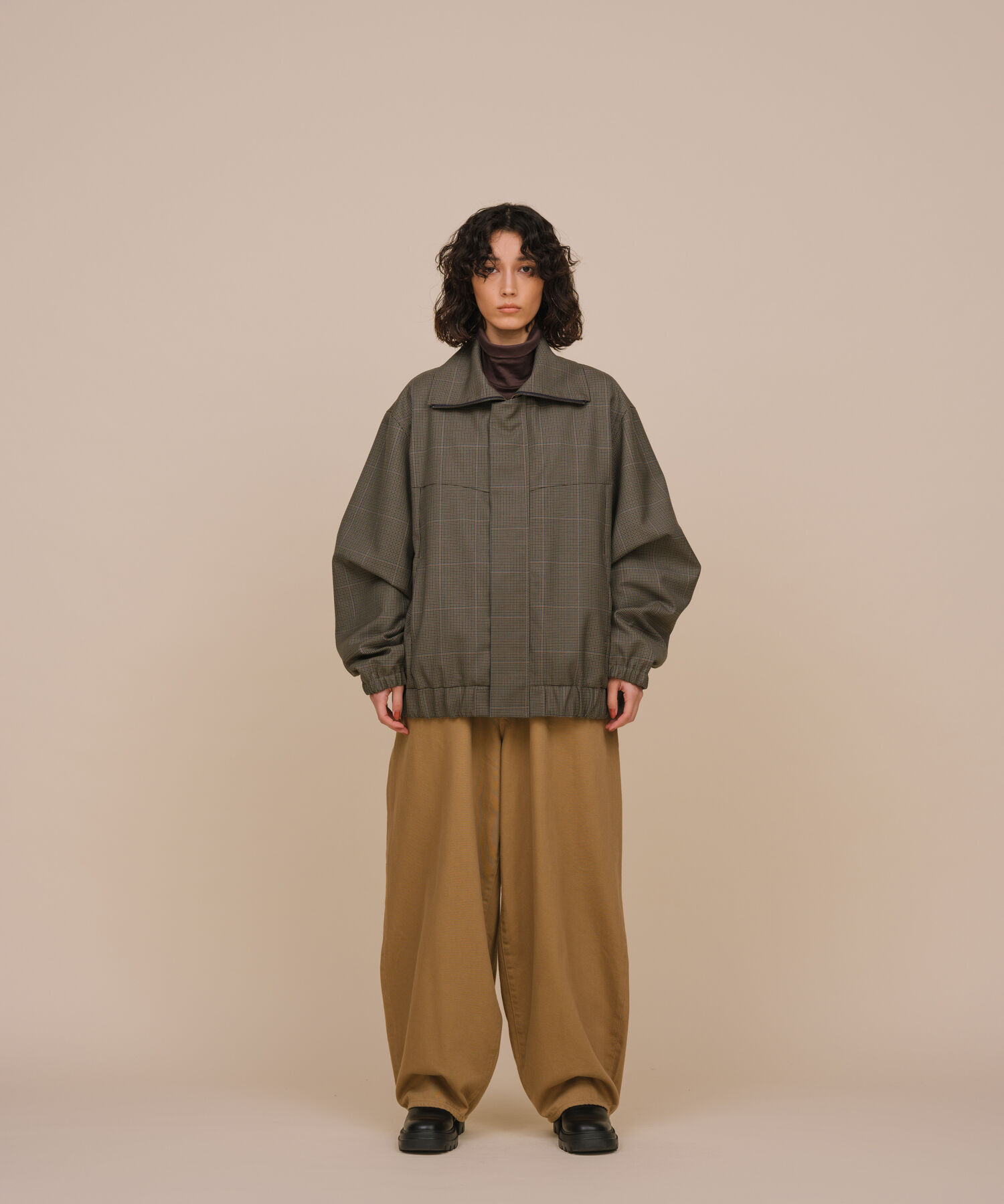 ADAM ET ROPE'「【TECHTWEED】オーバー ショートコート / ロングシーズン着用可能 / イージーケア /サスティナブル / ユニ」|ブルゾン・スタジャン|