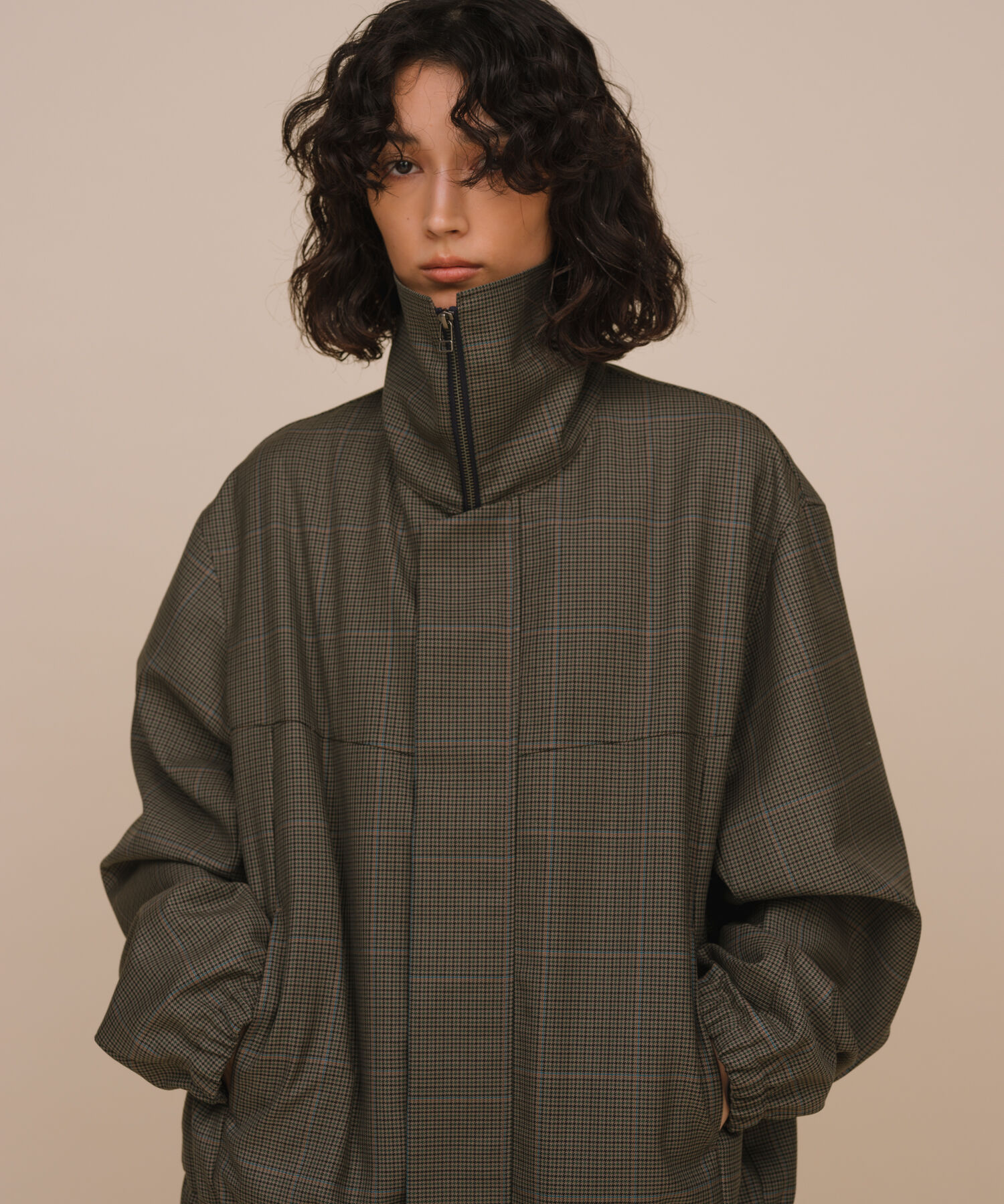 ADAM ET ROPE'「【TECHTWEED】オーバー ショートコート / ロングシーズン着用可能 / イージーケア /サスティナブル / ユニ」|ブルゾン・スタジャン|