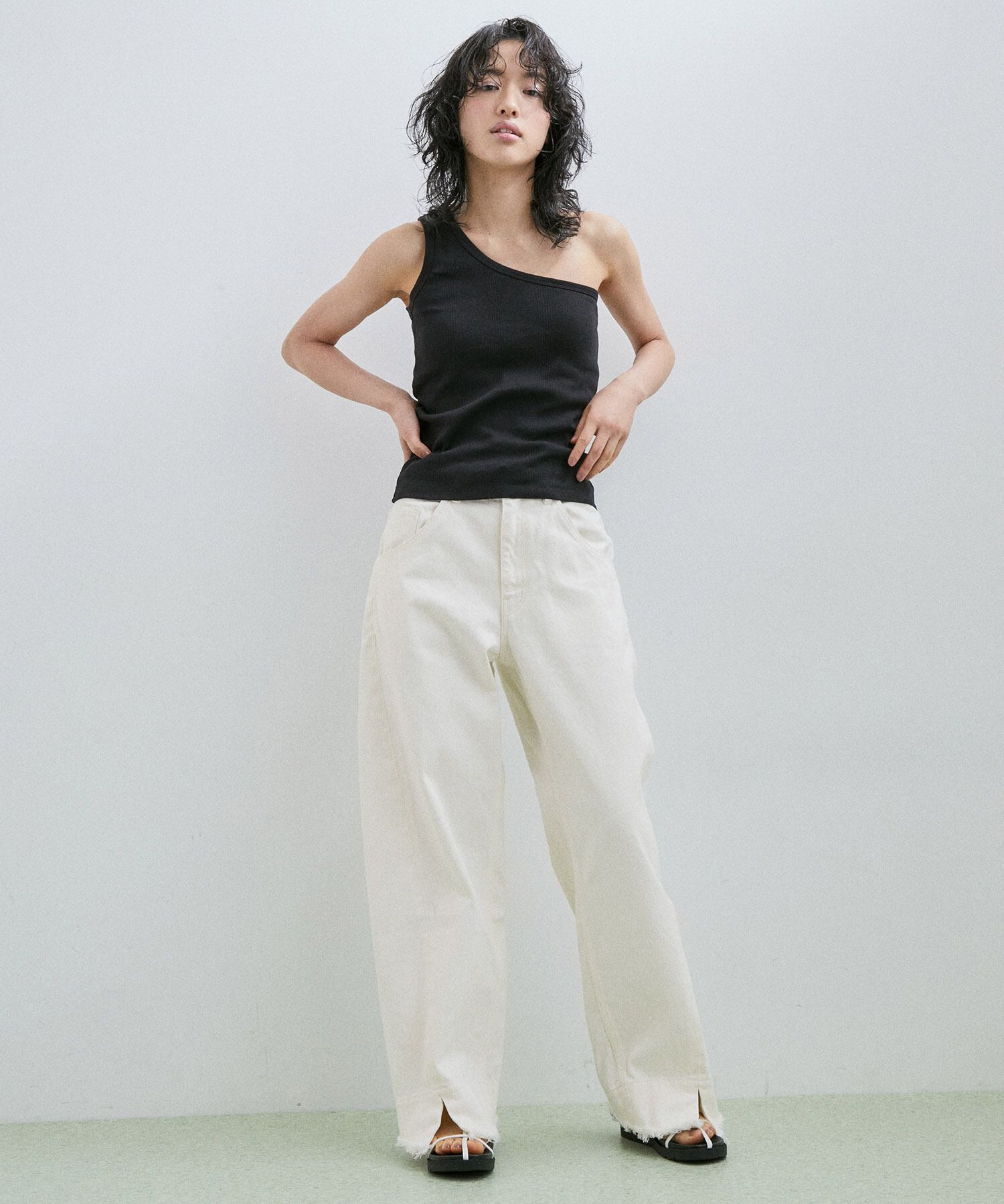 ADAM ET ROPE'「【再入荷】ルーズフィットアジャストデニム」|デニム|