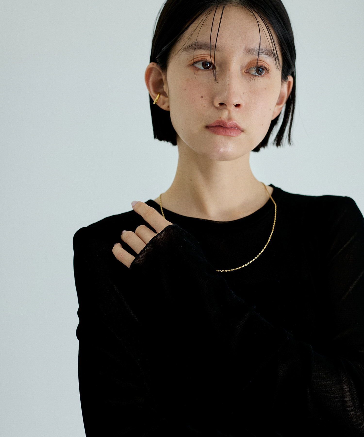 ADAM ET ROPE'「【洗える】クルーネックフロッキープリントプルオーバー」|Tシャツ・カットソー|